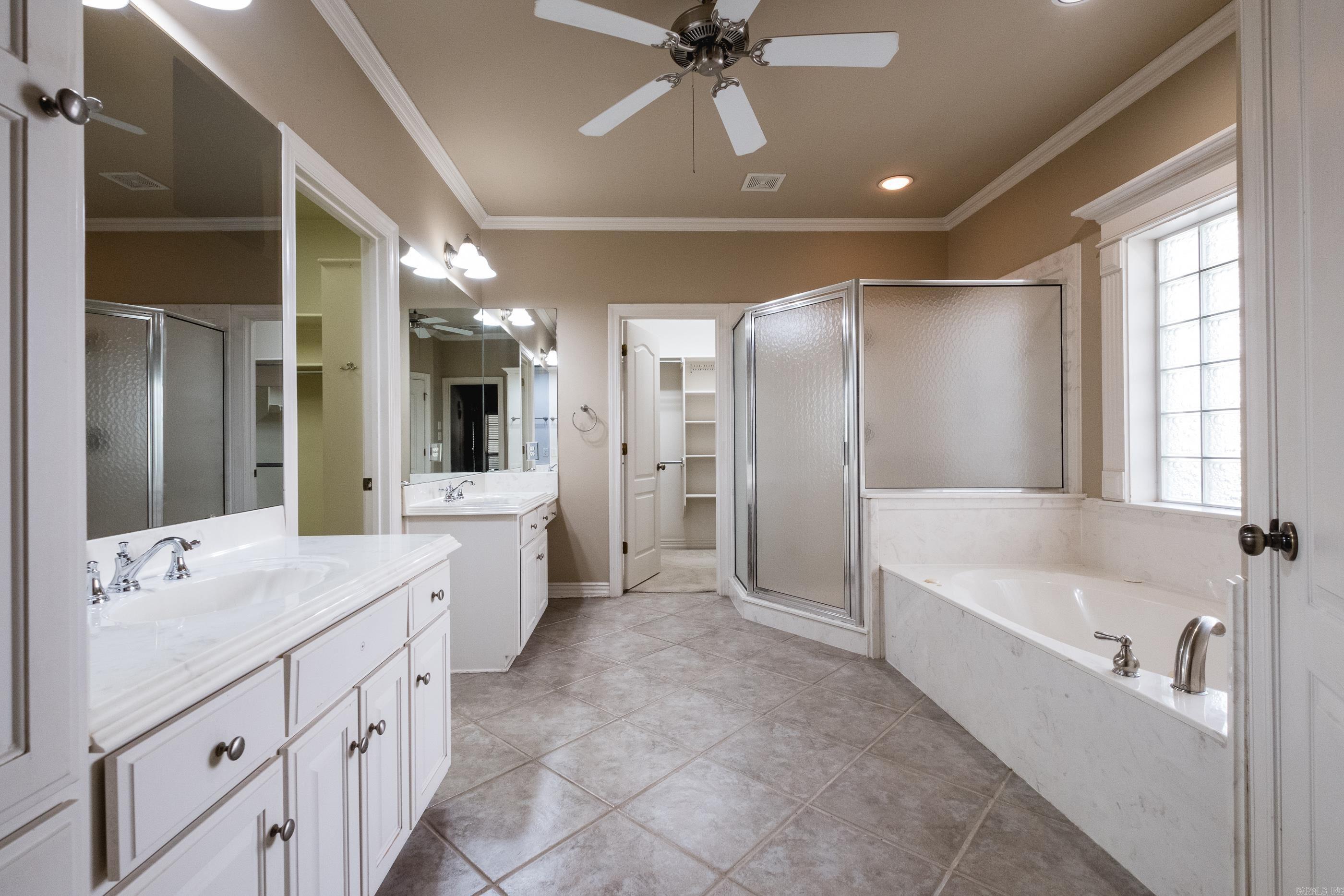 PLEASANT VALLEY MANOR - Residential