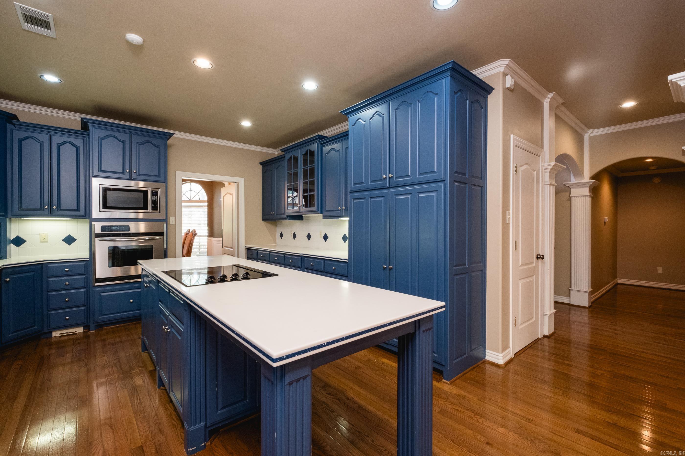 PLEASANT VALLEY MANOR - Residential