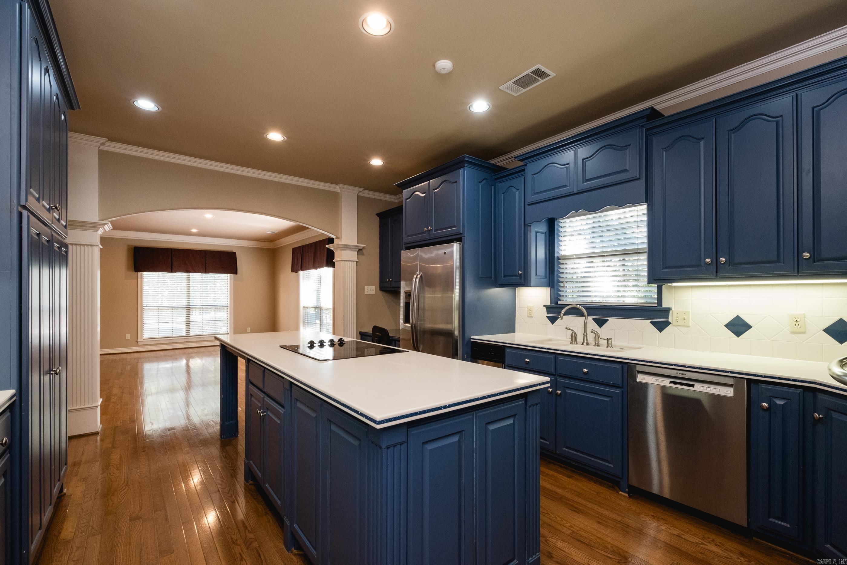 PLEASANT VALLEY MANOR - Residential