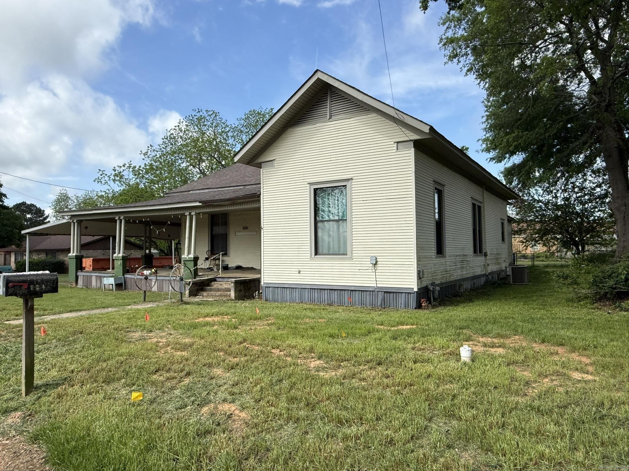 Original Mineral Springs - Residential