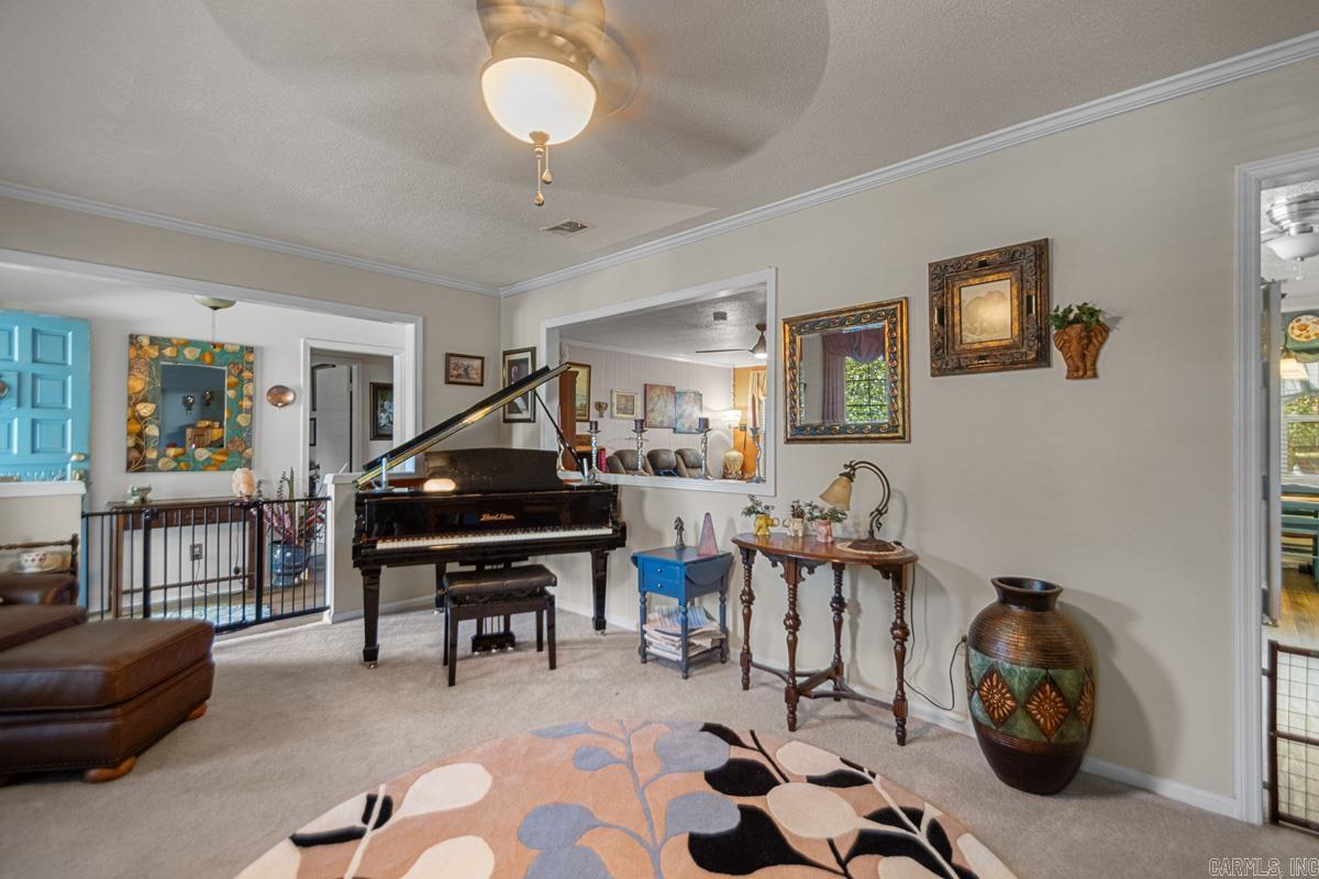 COLONY WEST - Residential