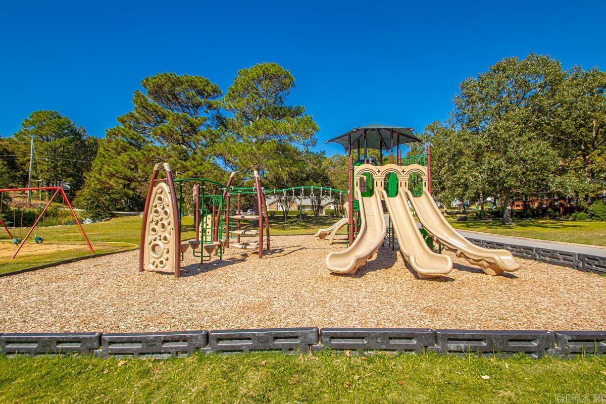 COLONY WEST - Residential