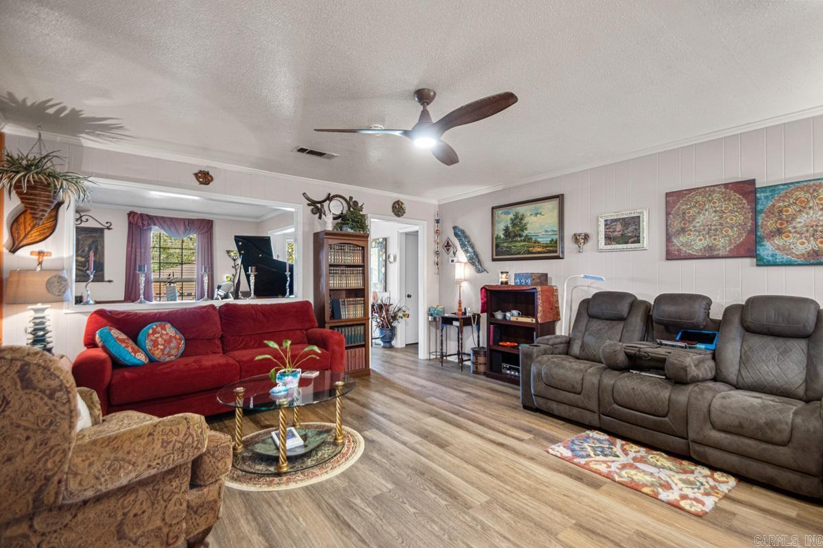 COLONY WEST - Residential