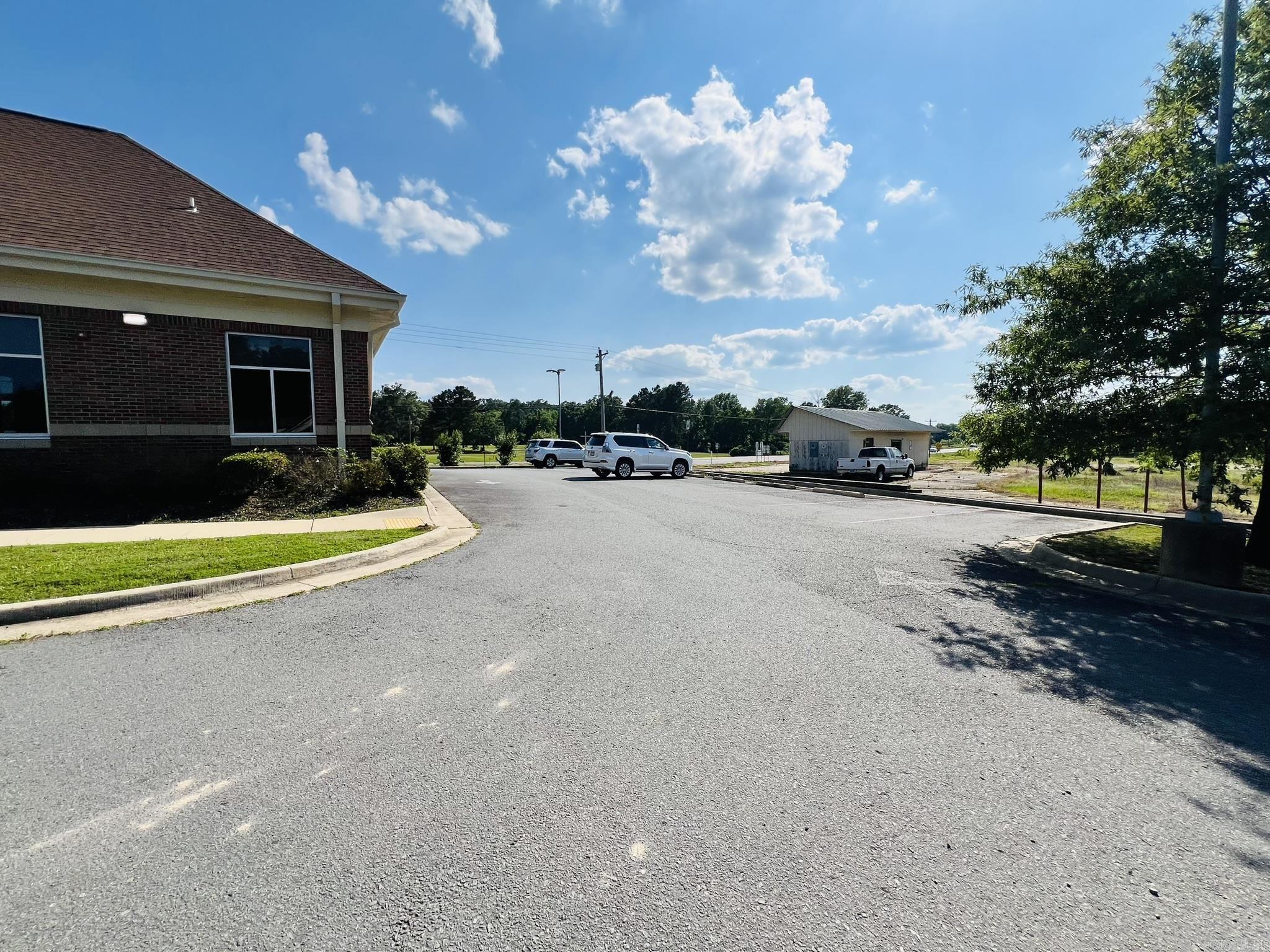 Metes & Bounds - Commercial Sale