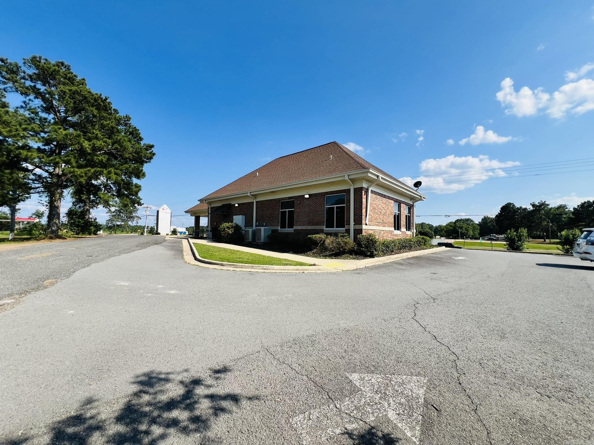 Metes & Bounds - Commercial Sale