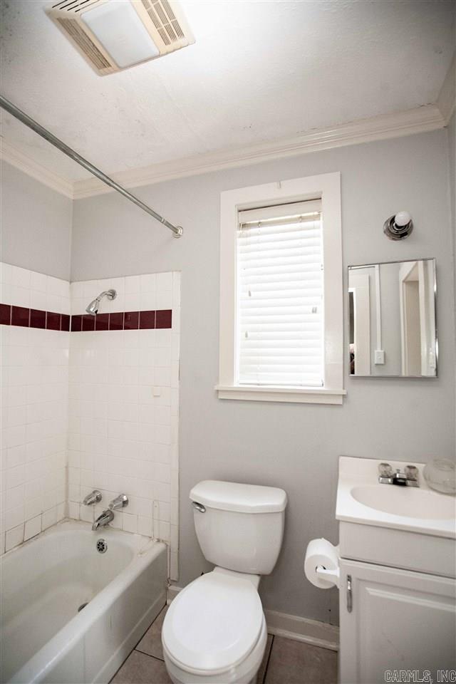 Hillcrest #1 - Residential Lease