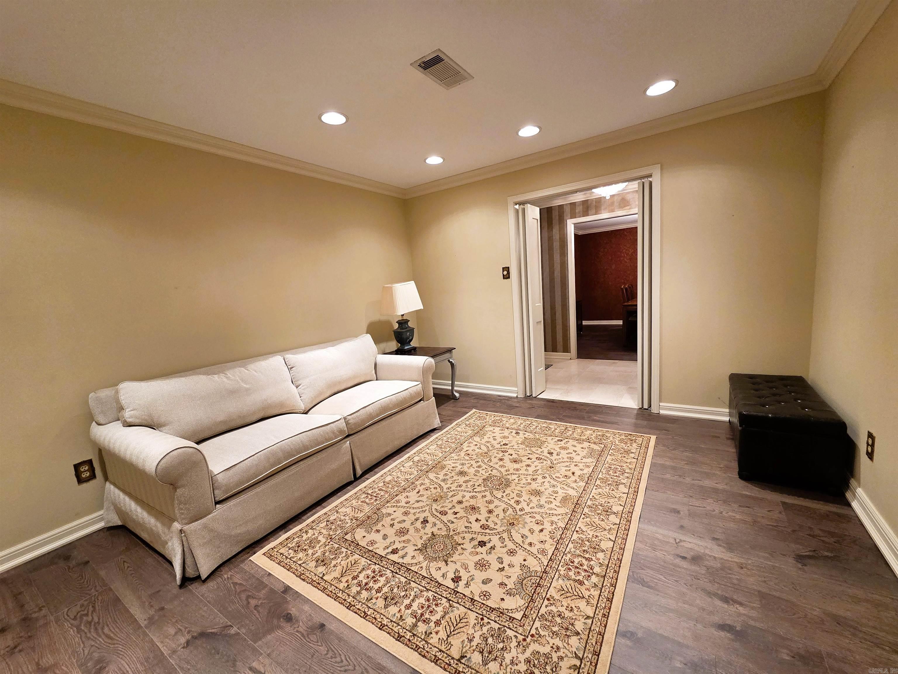 Elm Woods - Residential