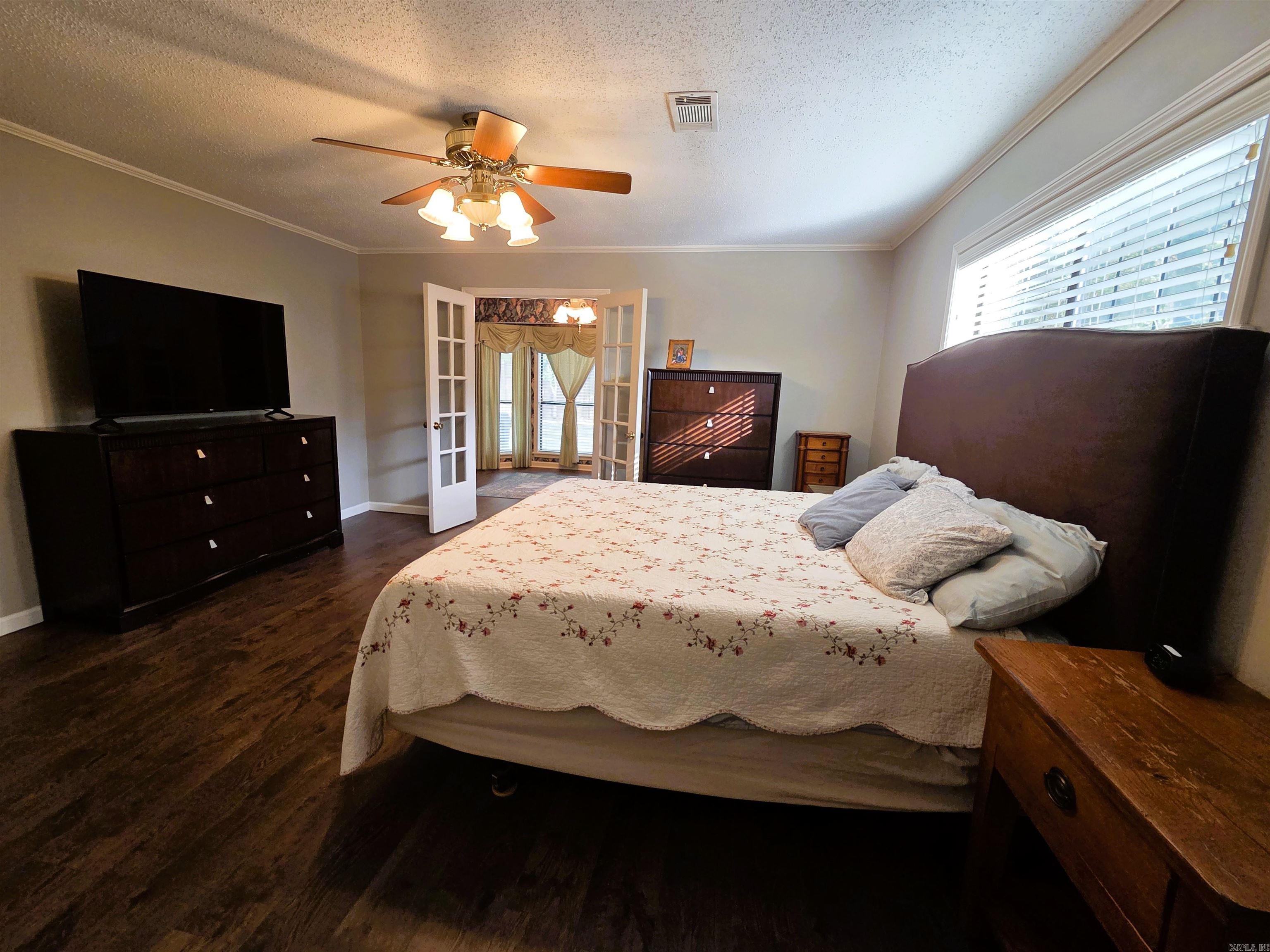 Elm Woods - Residential