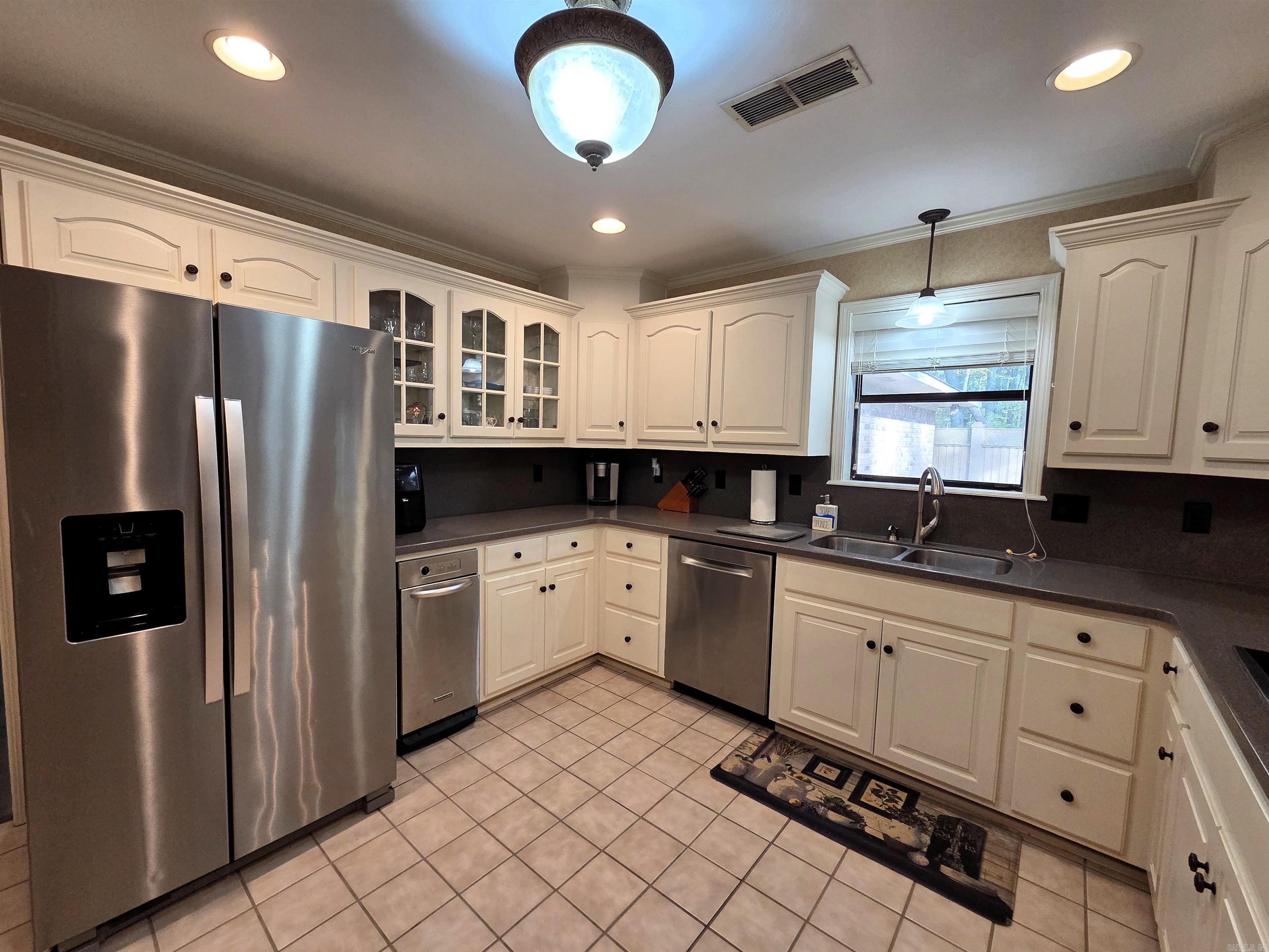 Elm Woods - Residential