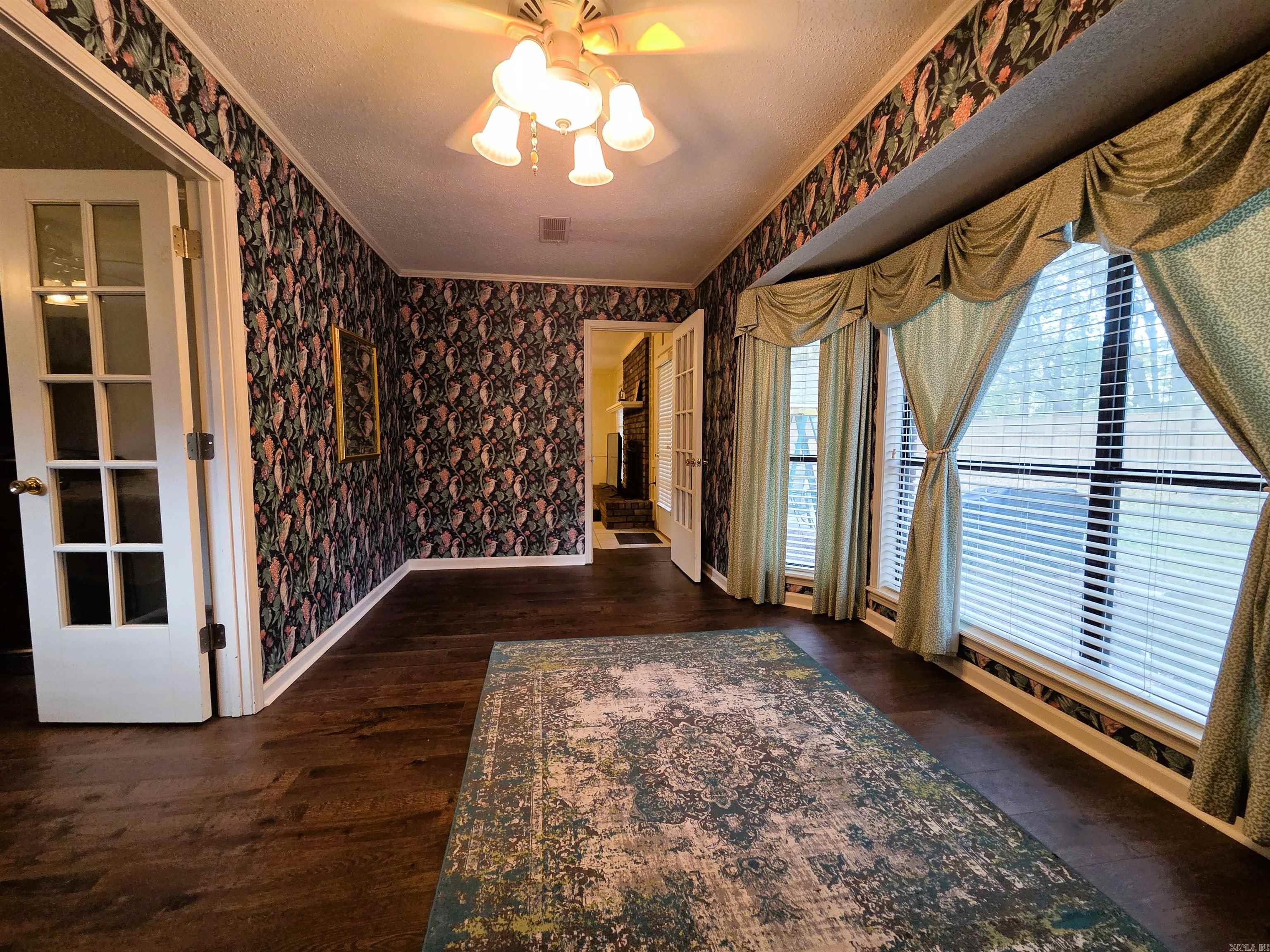 Elm Woods - Residential