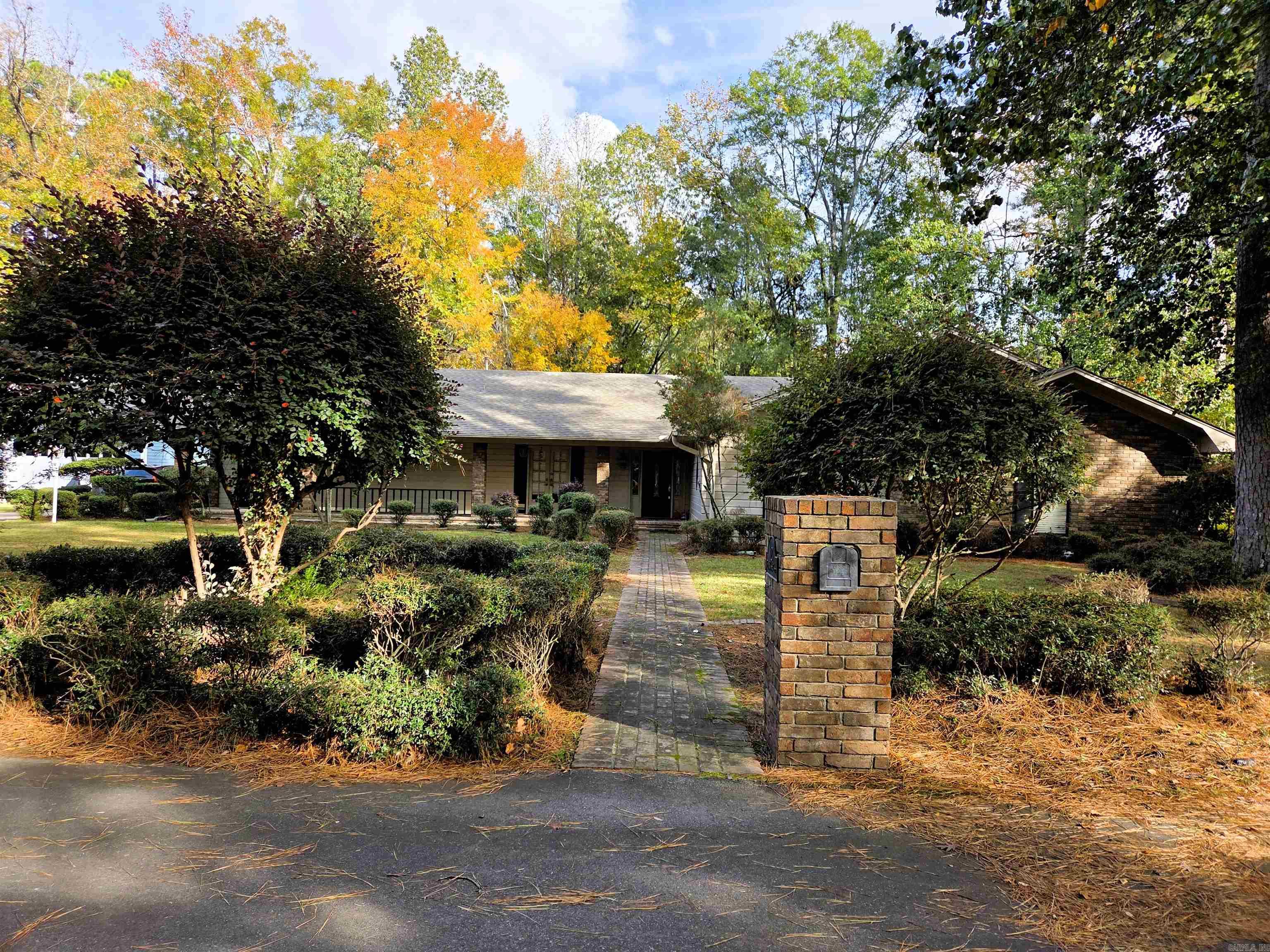 Elm Woods - Residential