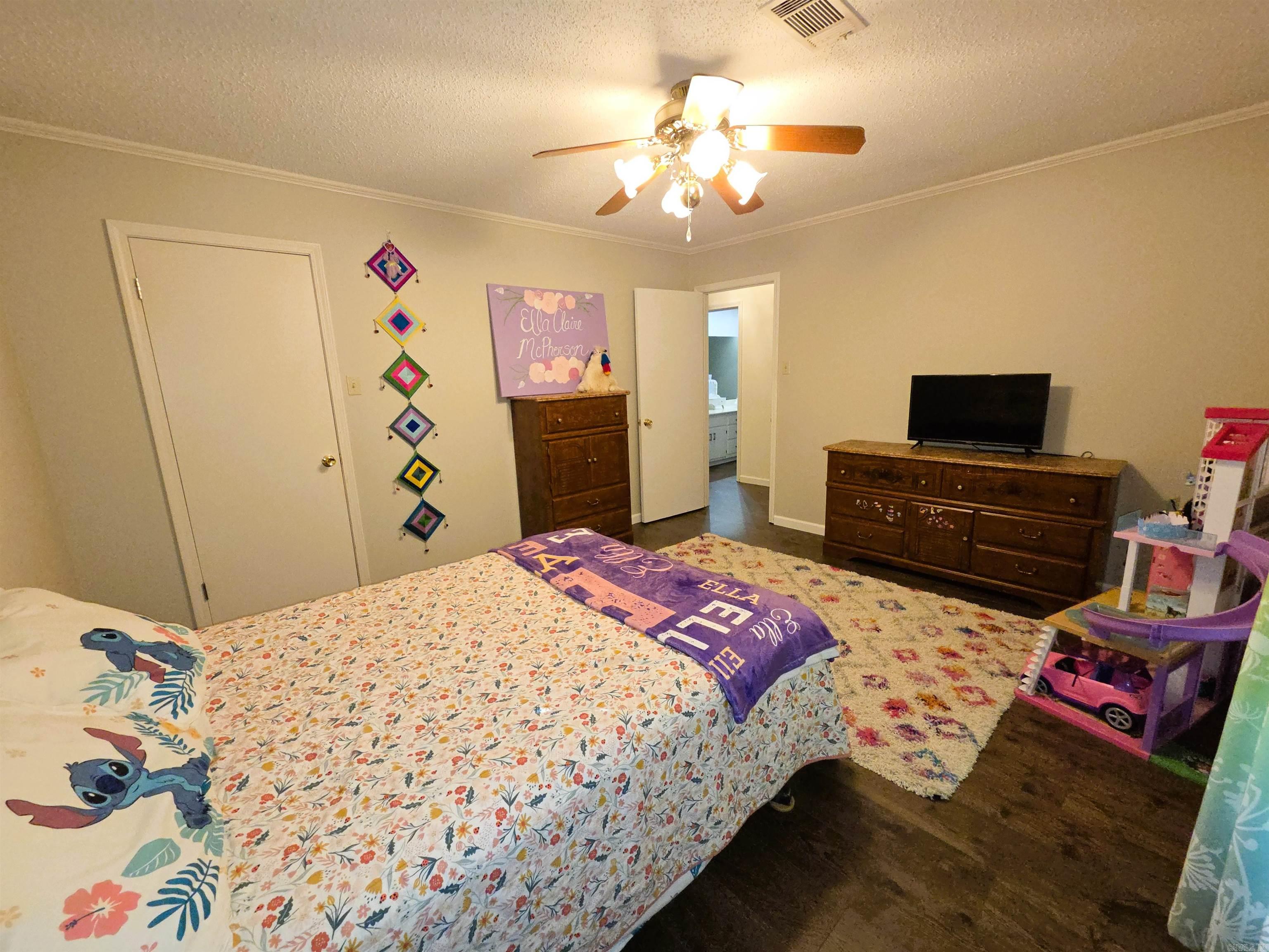 Elm Woods - Residential