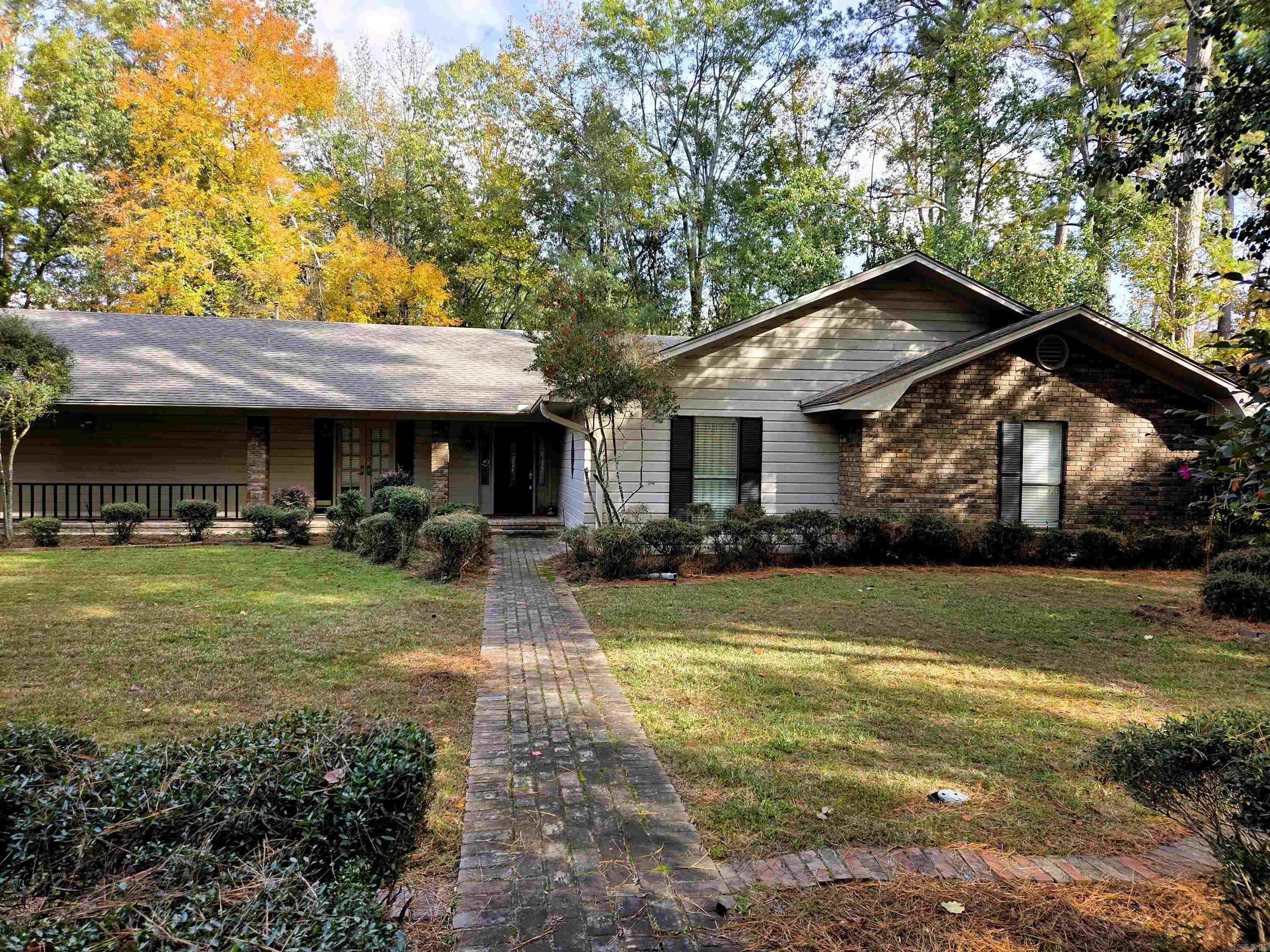 Elm Woods - Residential