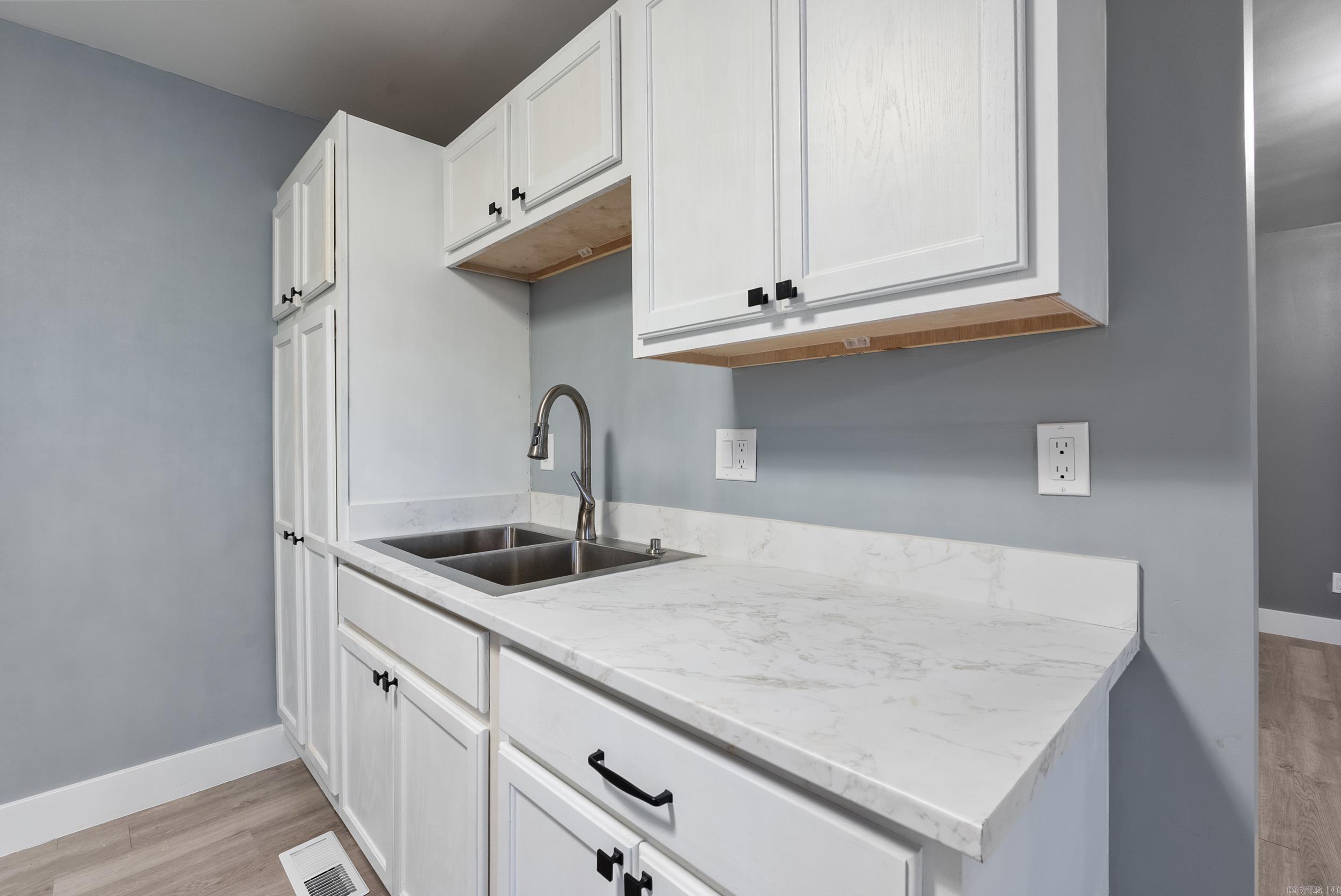 Gravel Ridge - Residential