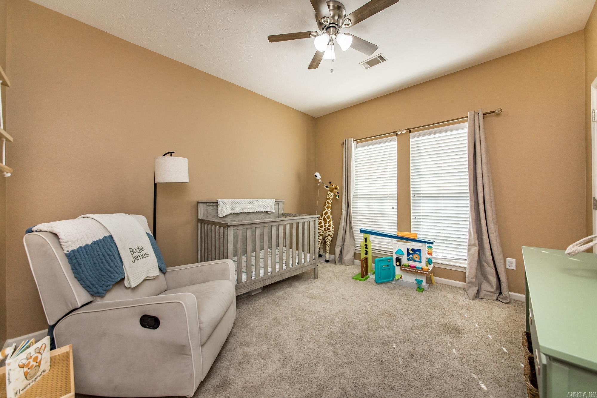 SPRING VALLEY - Residential