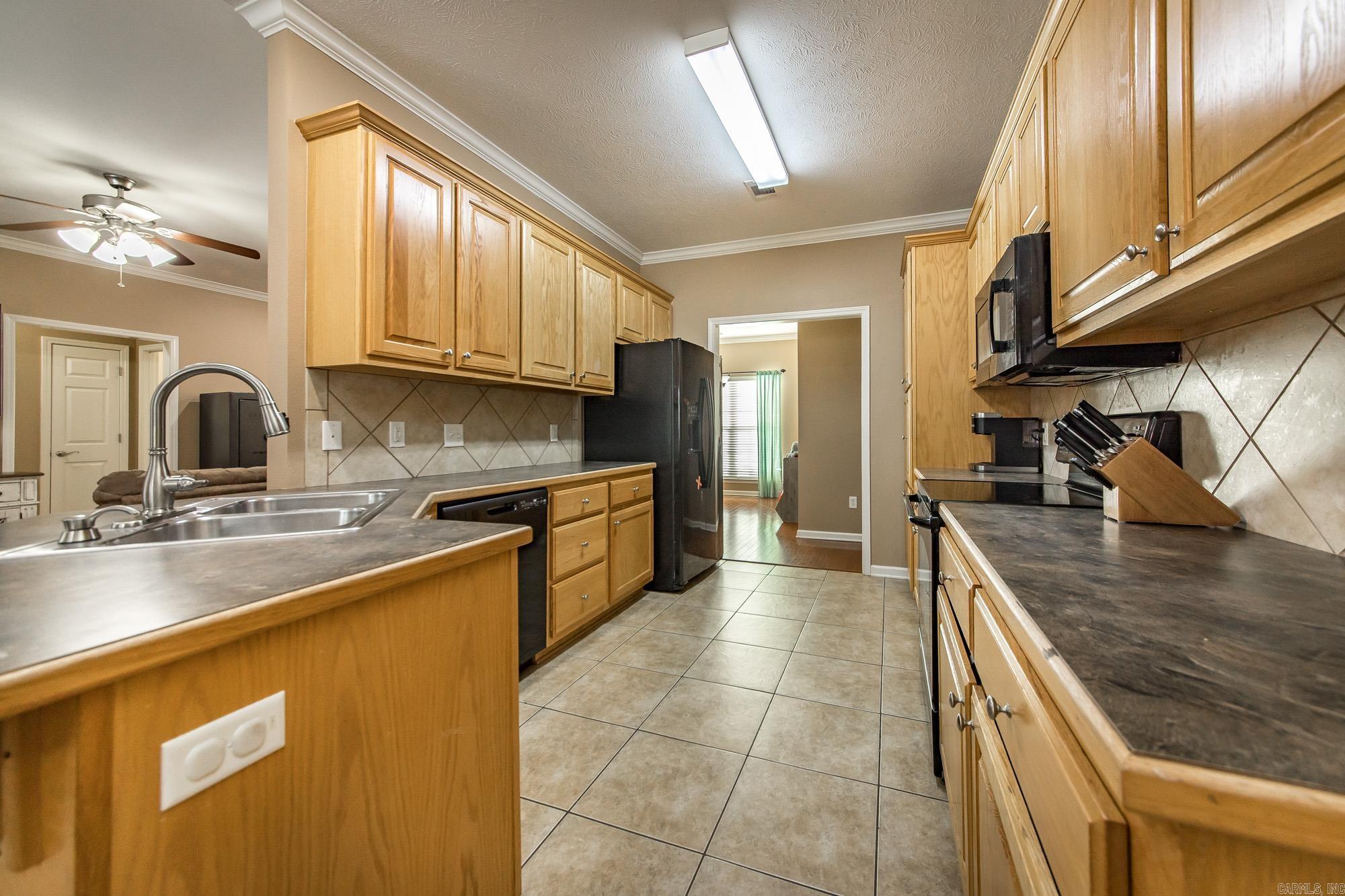 SPRING VALLEY - Residential