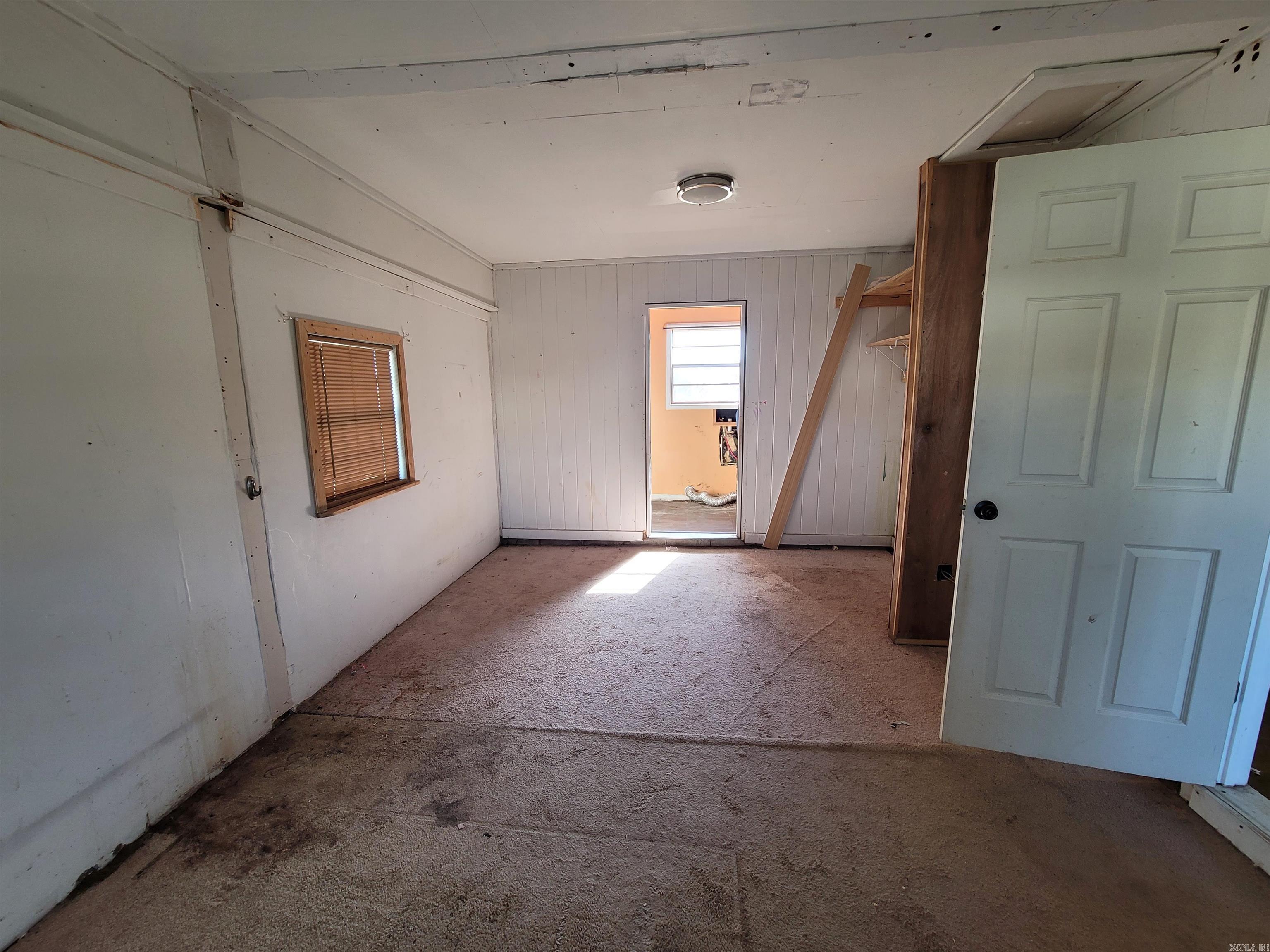 ROBINSVILLE - Residential