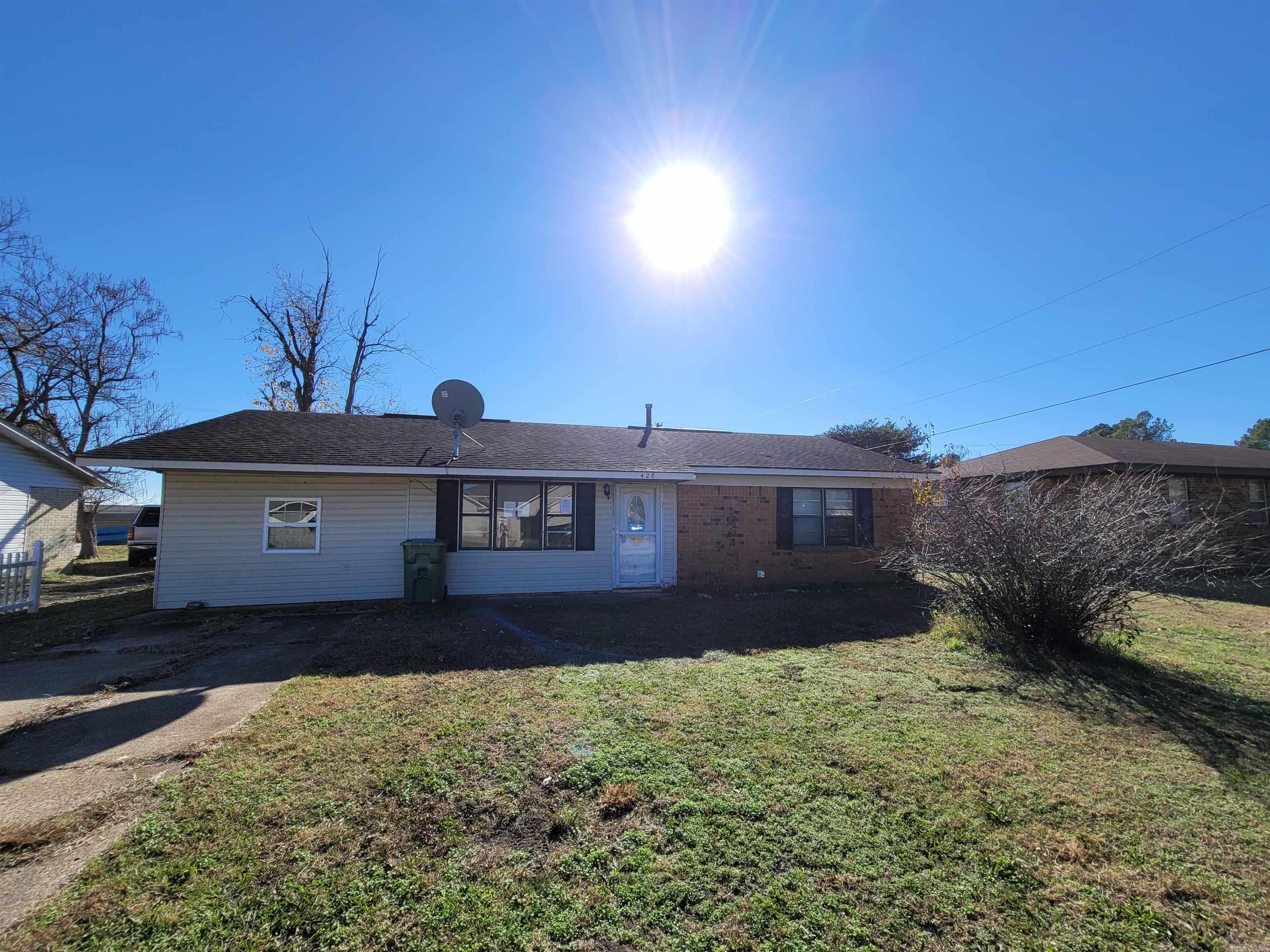 ROBINSVILLE - Residential