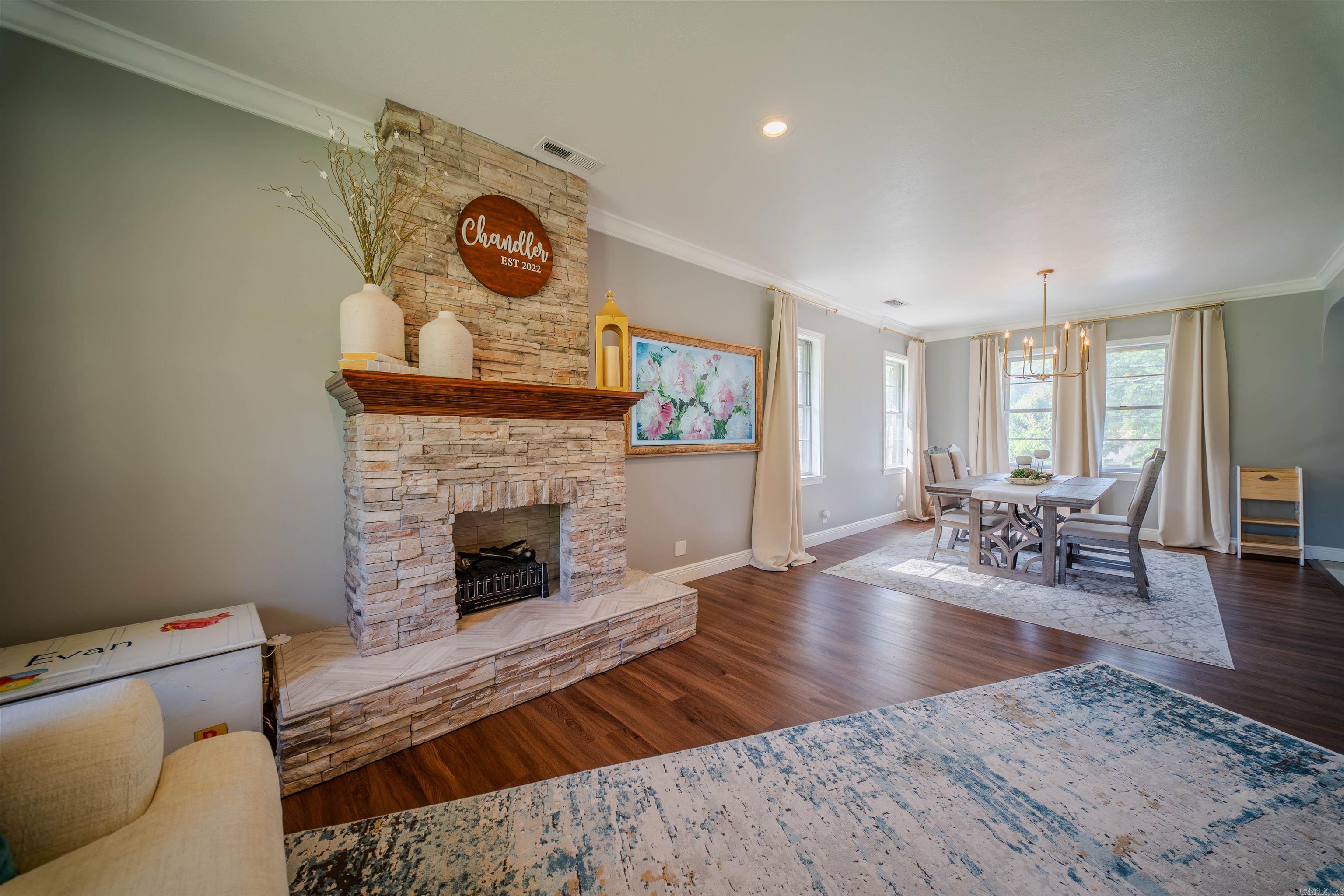THOMPSON HEIGHTS 2ND S-D - Residential