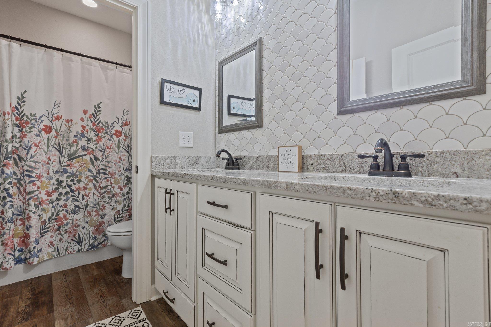 OAK TREE RIDGE SUB - Residential