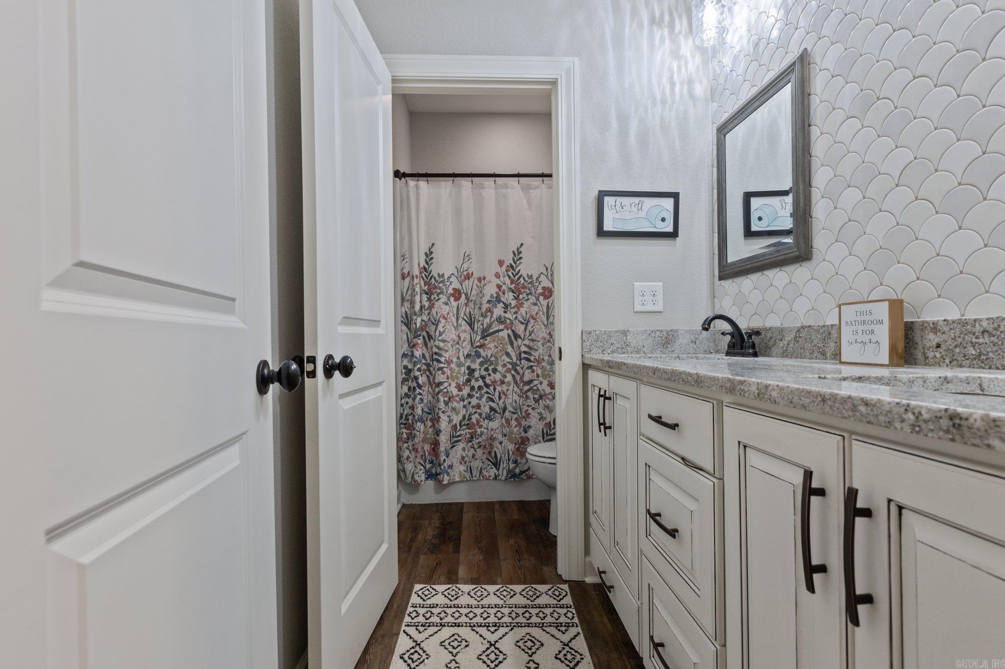 OAK TREE RIDGE SUB - Residential