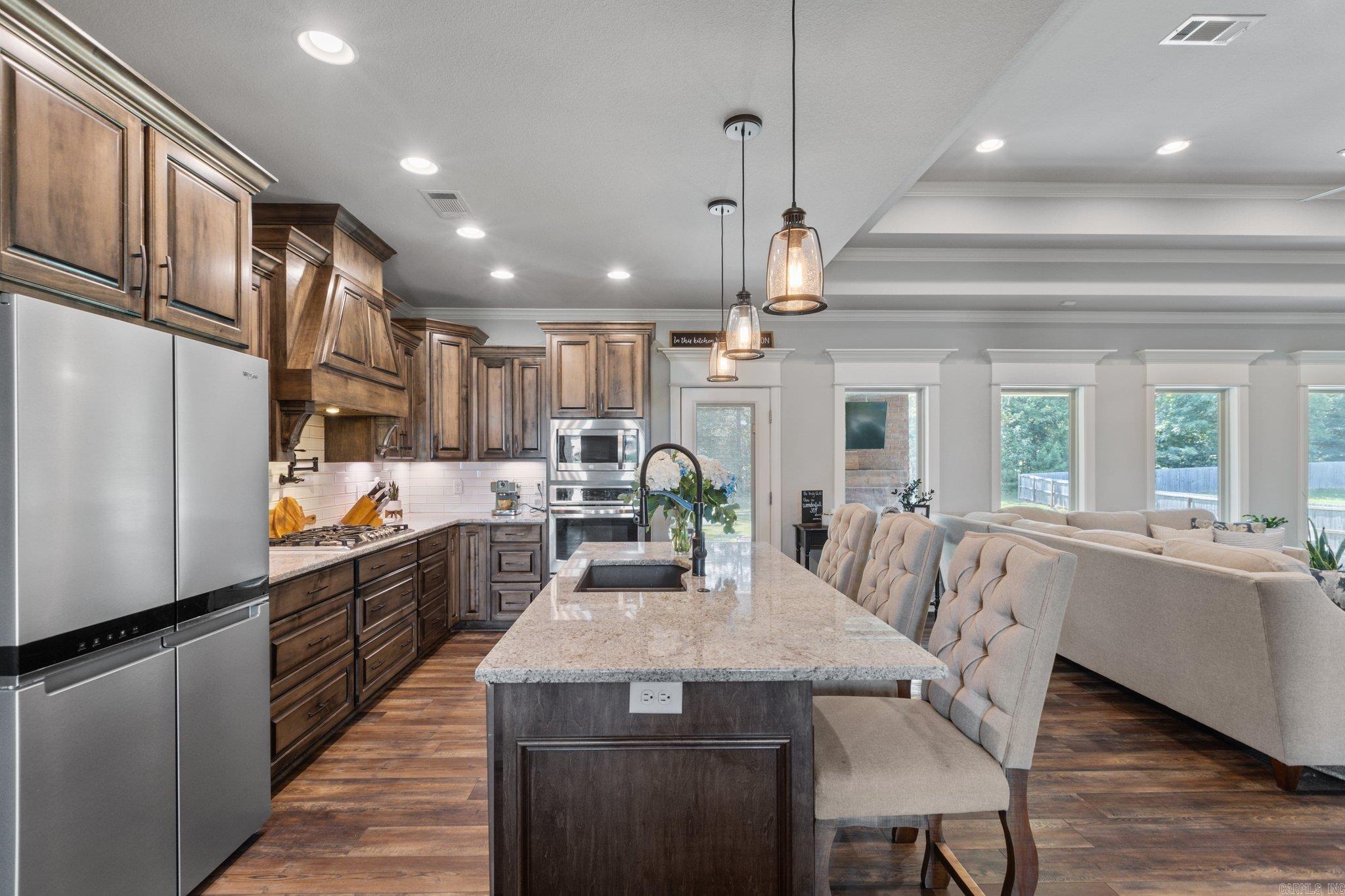 OAK TREE RIDGE SUB - Residential