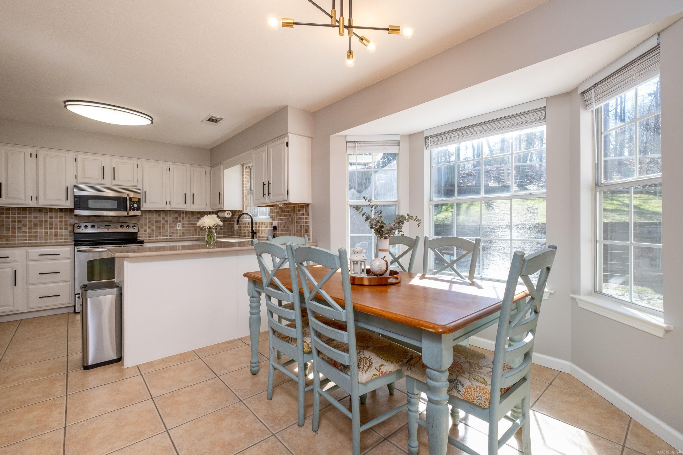 CEDAR RIDGE - Residential