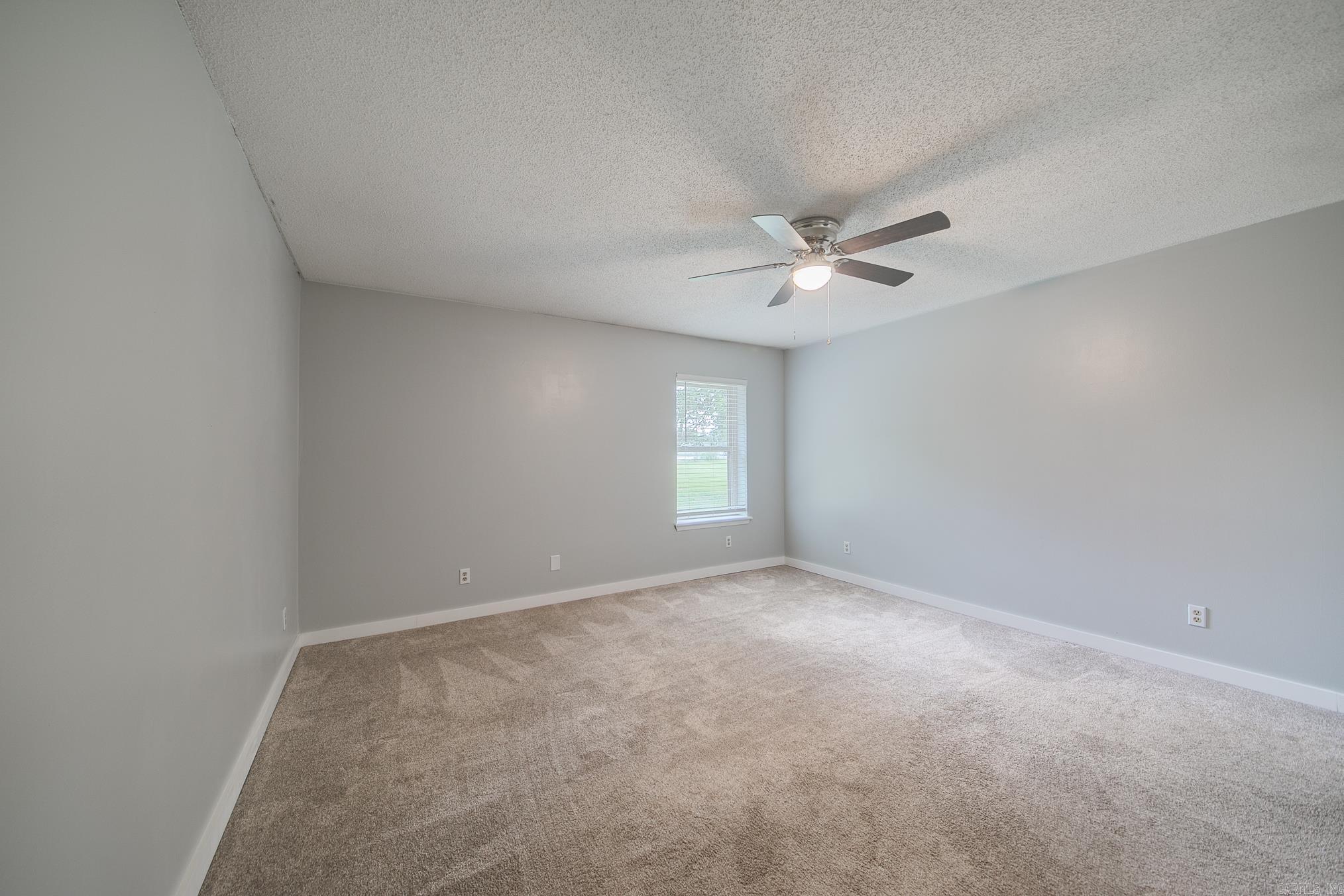 PHEASANT RUN - Residential