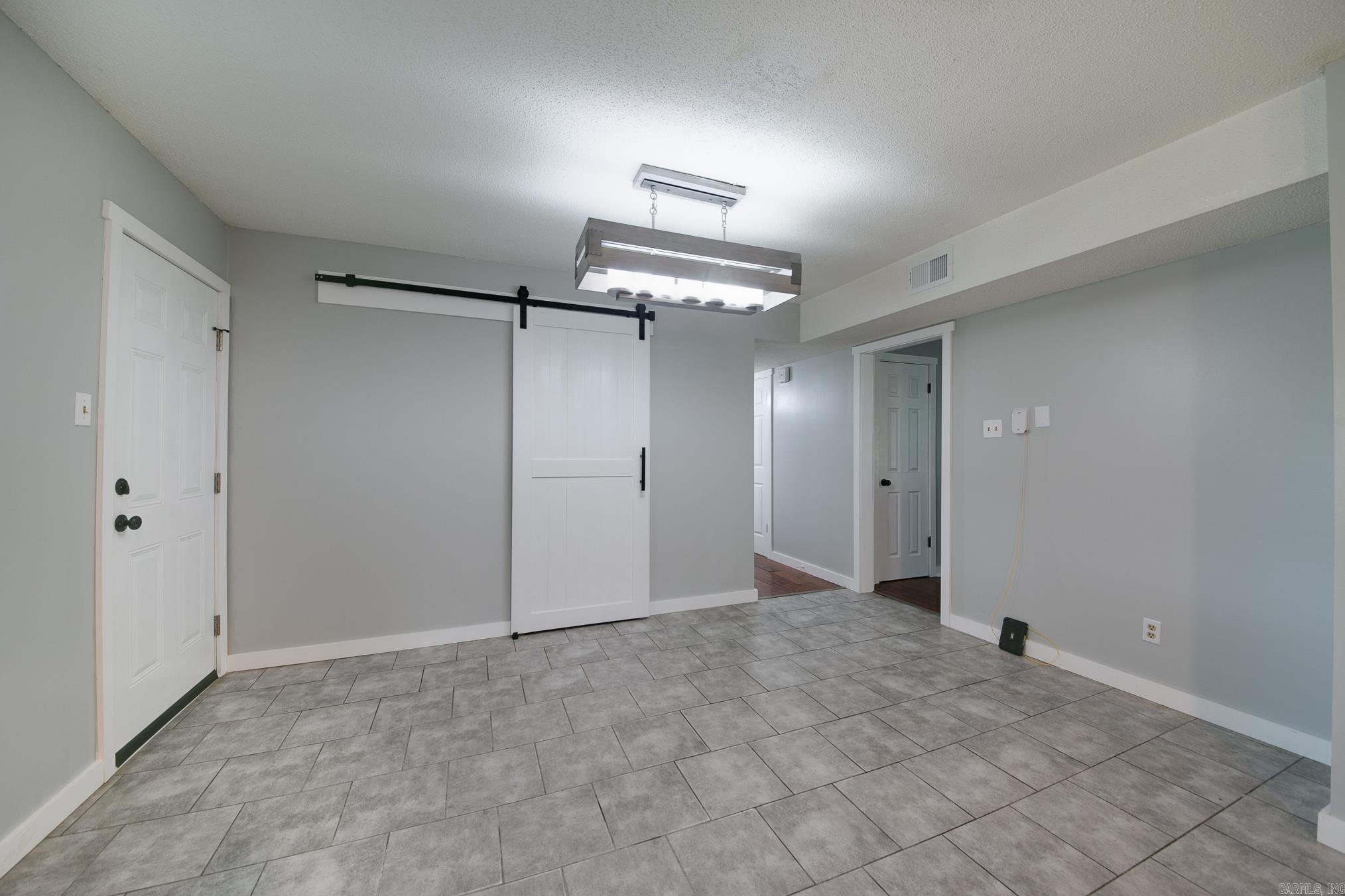 PHEASANT RUN - Residential