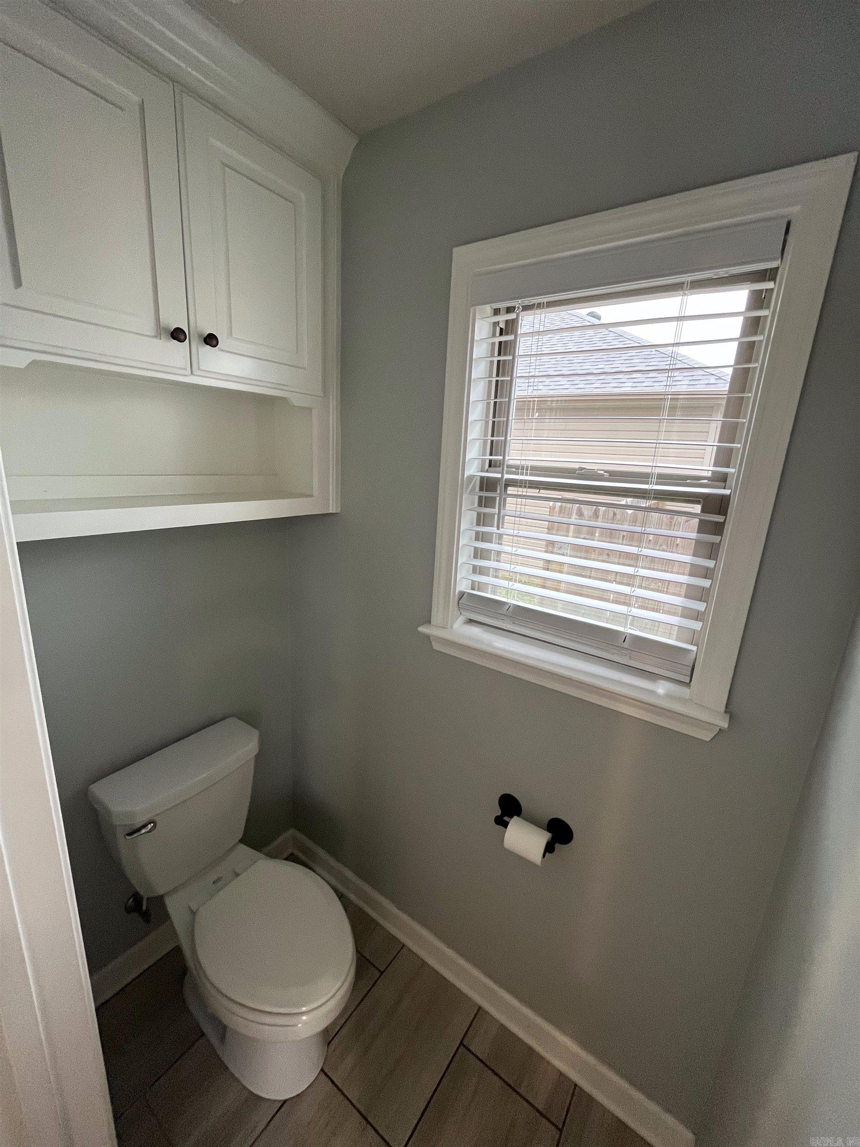 Churchill Downs - Residential Lease