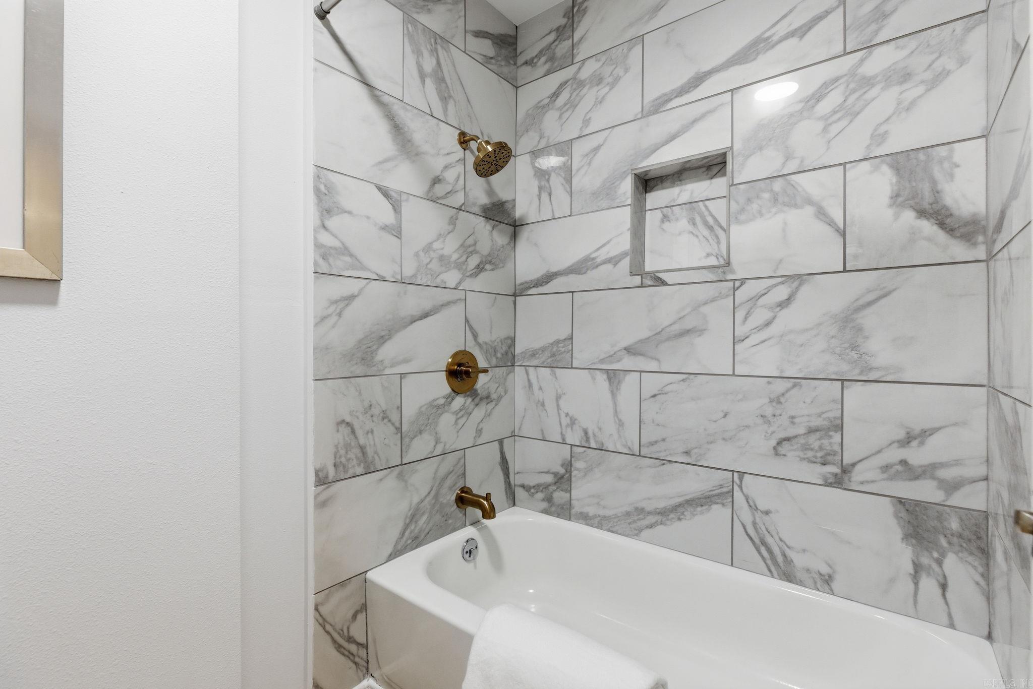 CHEROKEE HILLS 1 - Residential