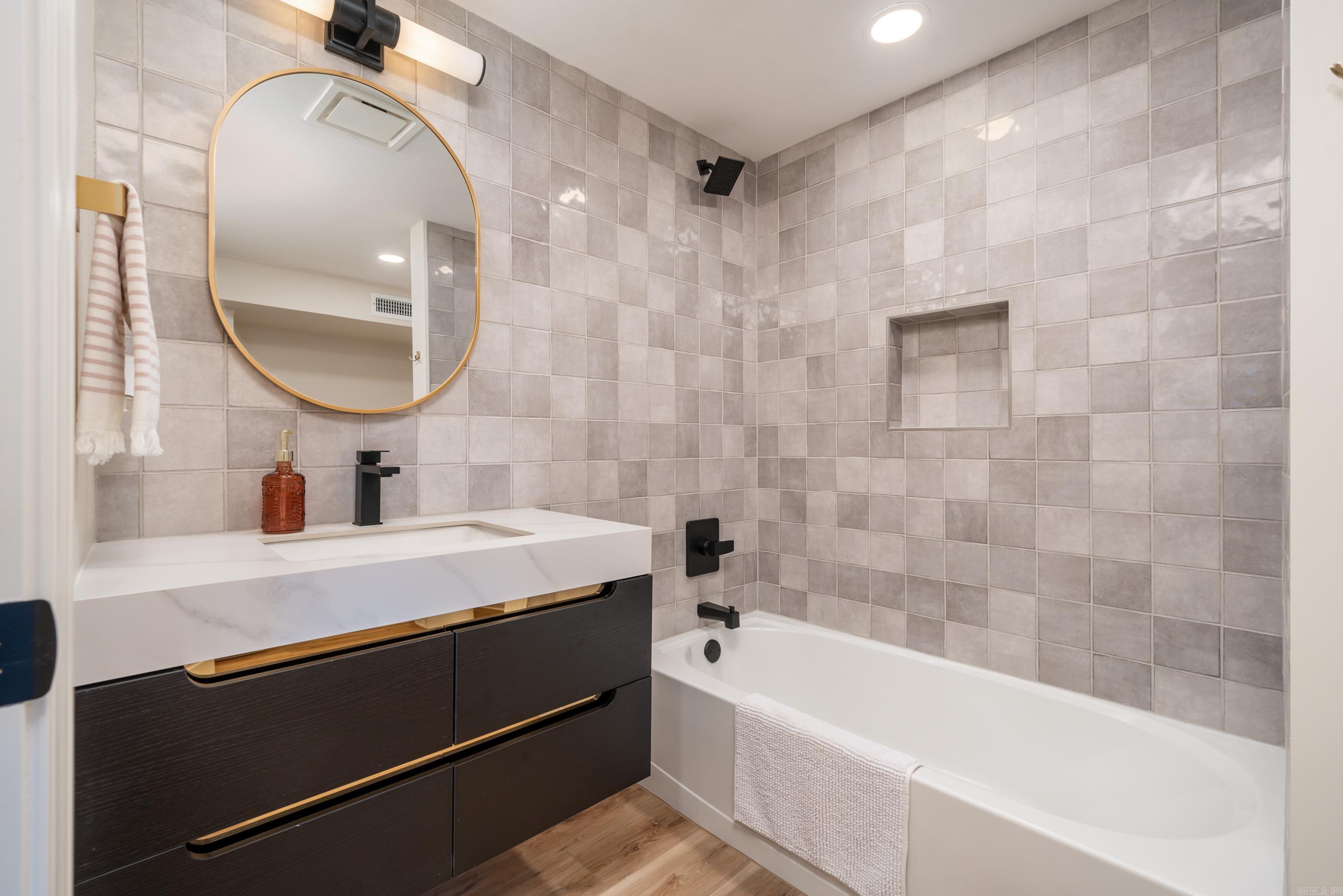 Eastborough Shores - Residential