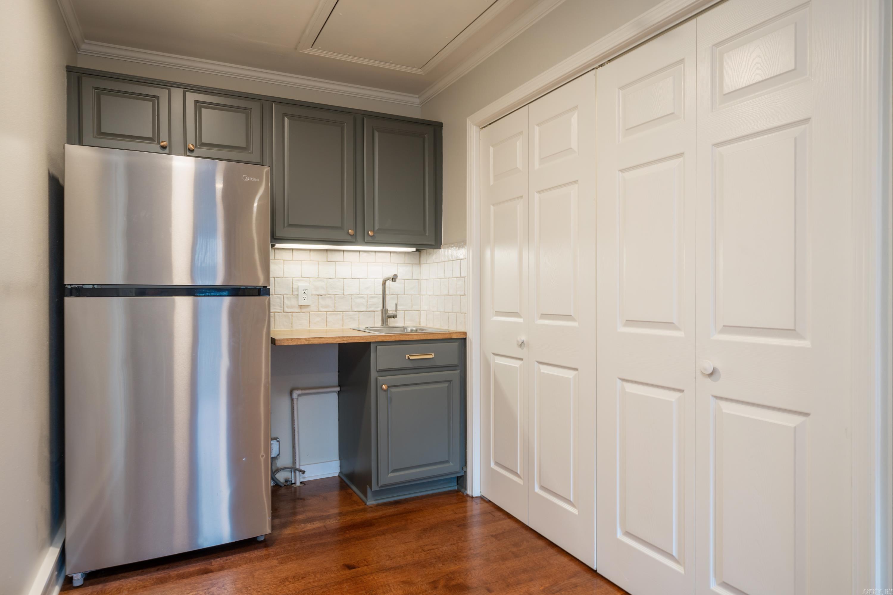 Eastborough Shores - Residential