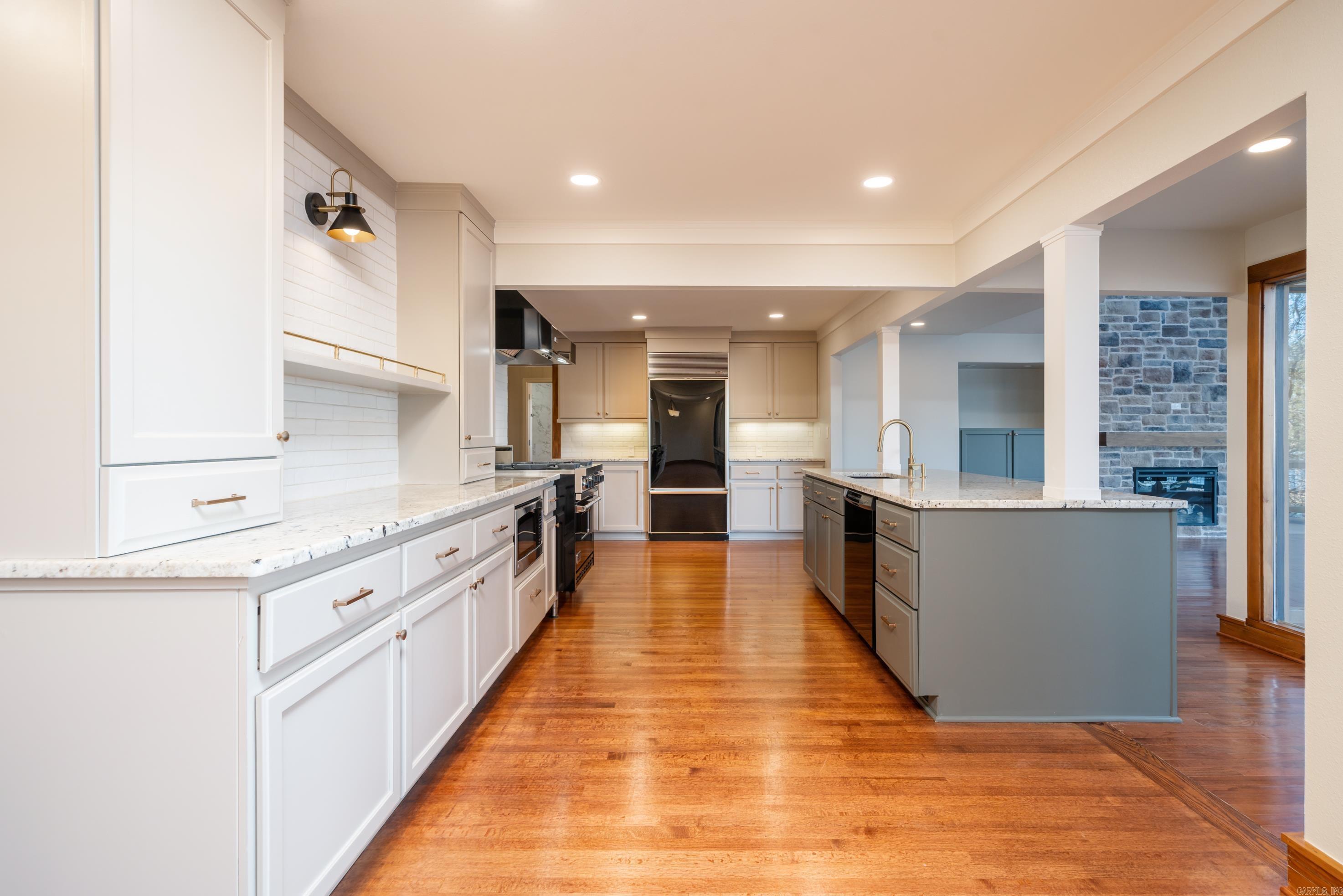 Eastborough Shores - Residential