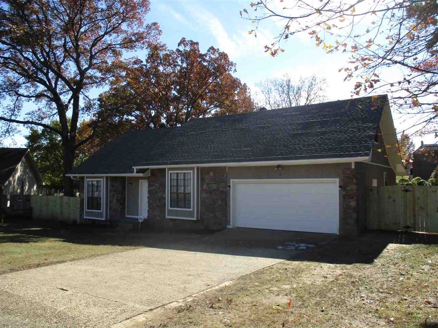 This beautiful 4bd-2ba-2ga home in Maumelle has been completely renovated! The home has new paint on the interior-exterior and updated landscaping providing a welcoming curb-appeal. Your new home features gorgeous wood vinyl flooring throughout the main areas and plush new carpet in the bedrooms. We have updated the AC system and water heater to insure you are comfortable in the heat of the summer and provide efficiency. Your new kitchen has refinished white cabinets with new modern countertops.