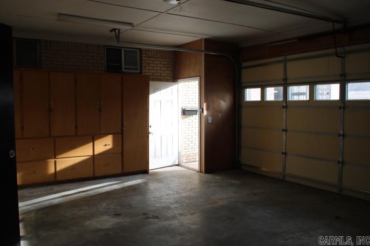 BROOKFIELD - Residential