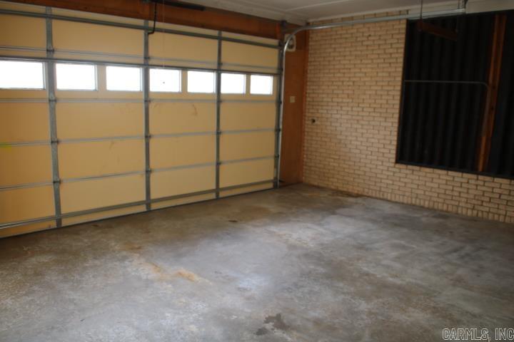 BROOKFIELD - Residential