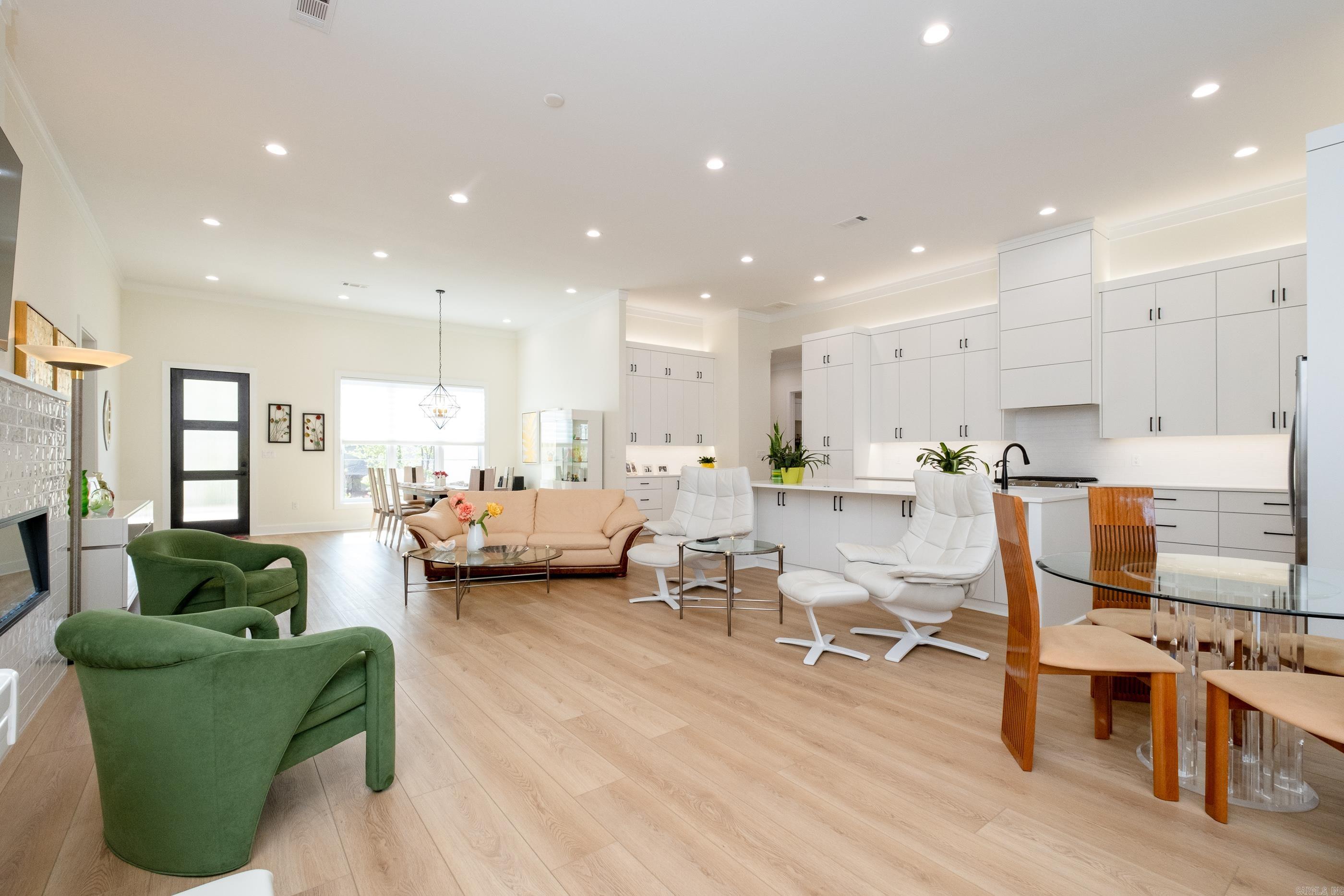 CHENAL VALLEY CORLAY COURT - Residential