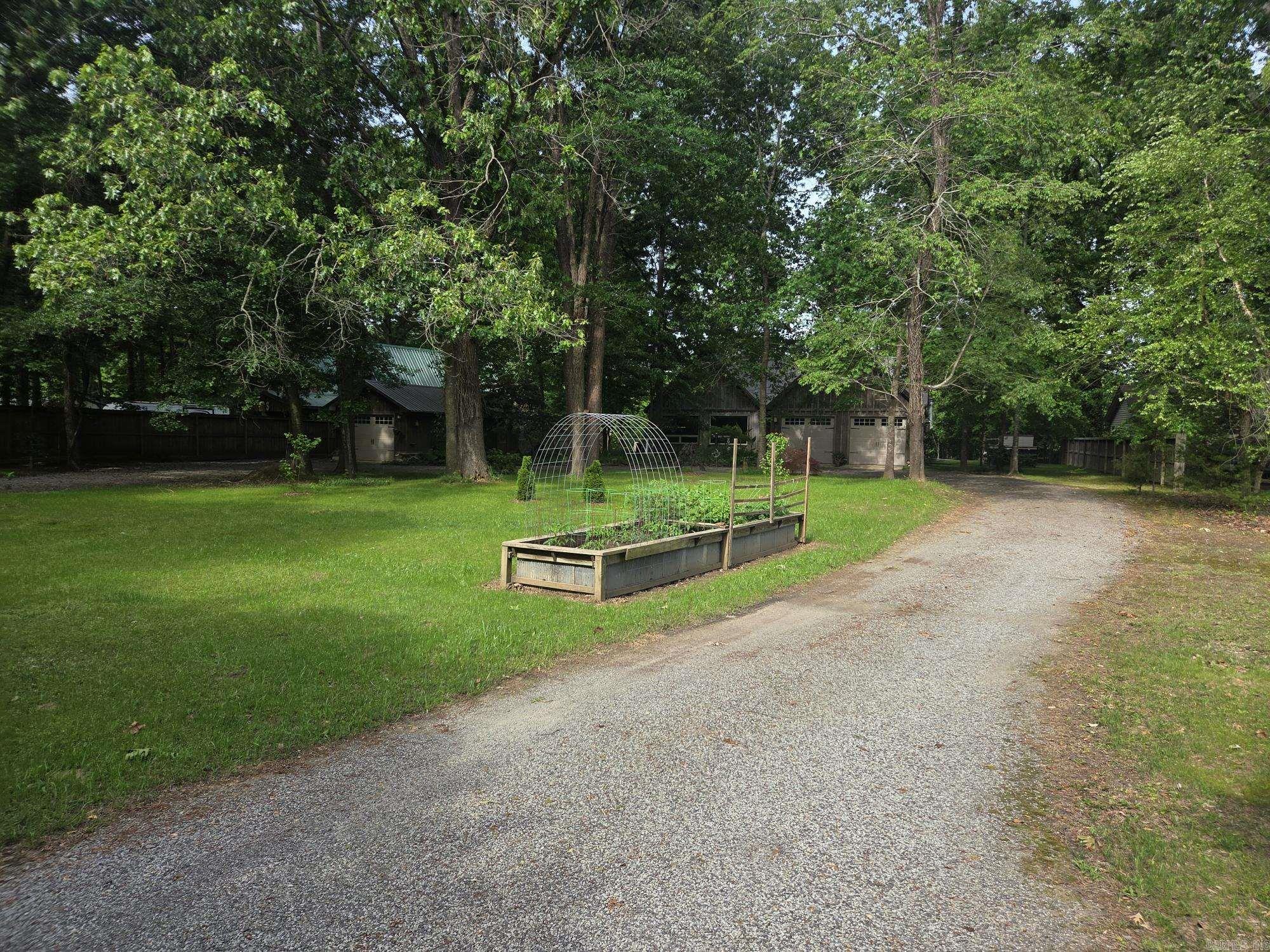GREEN FIELD - Residential