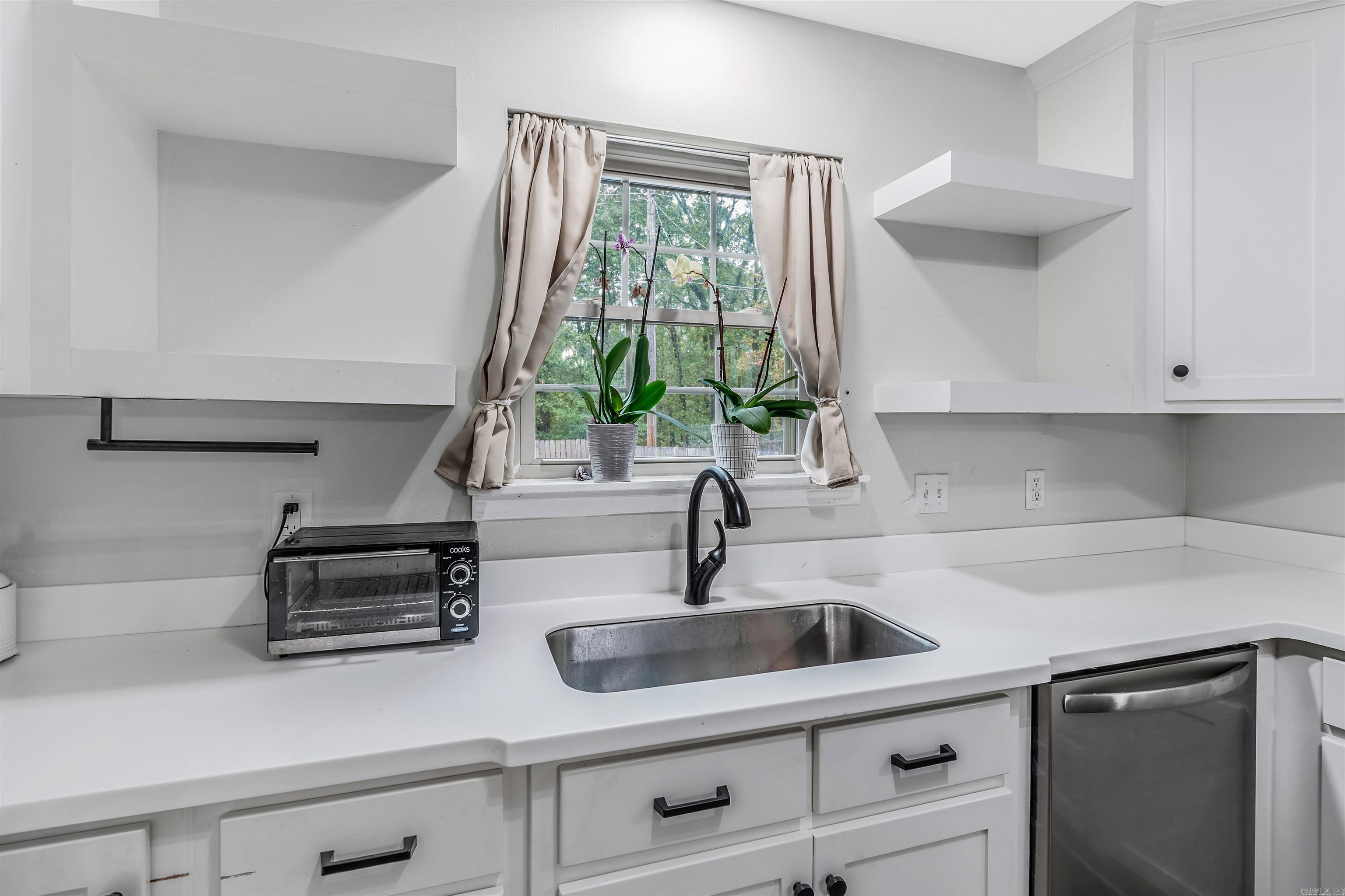 INDIAN HILLS - Residential