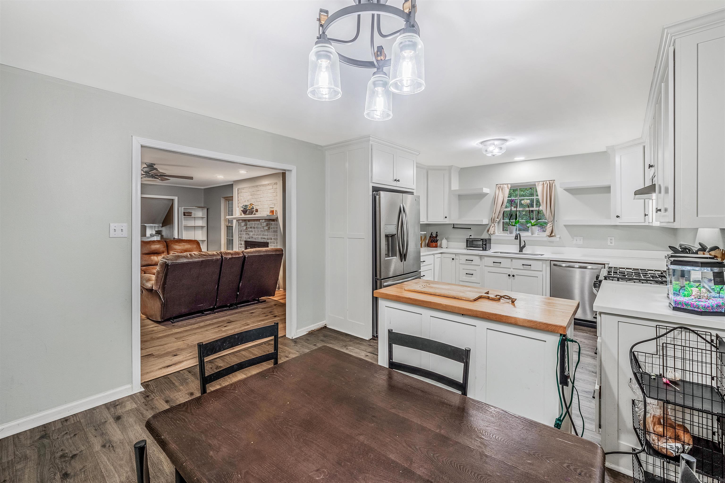 INDIAN HILLS - Residential