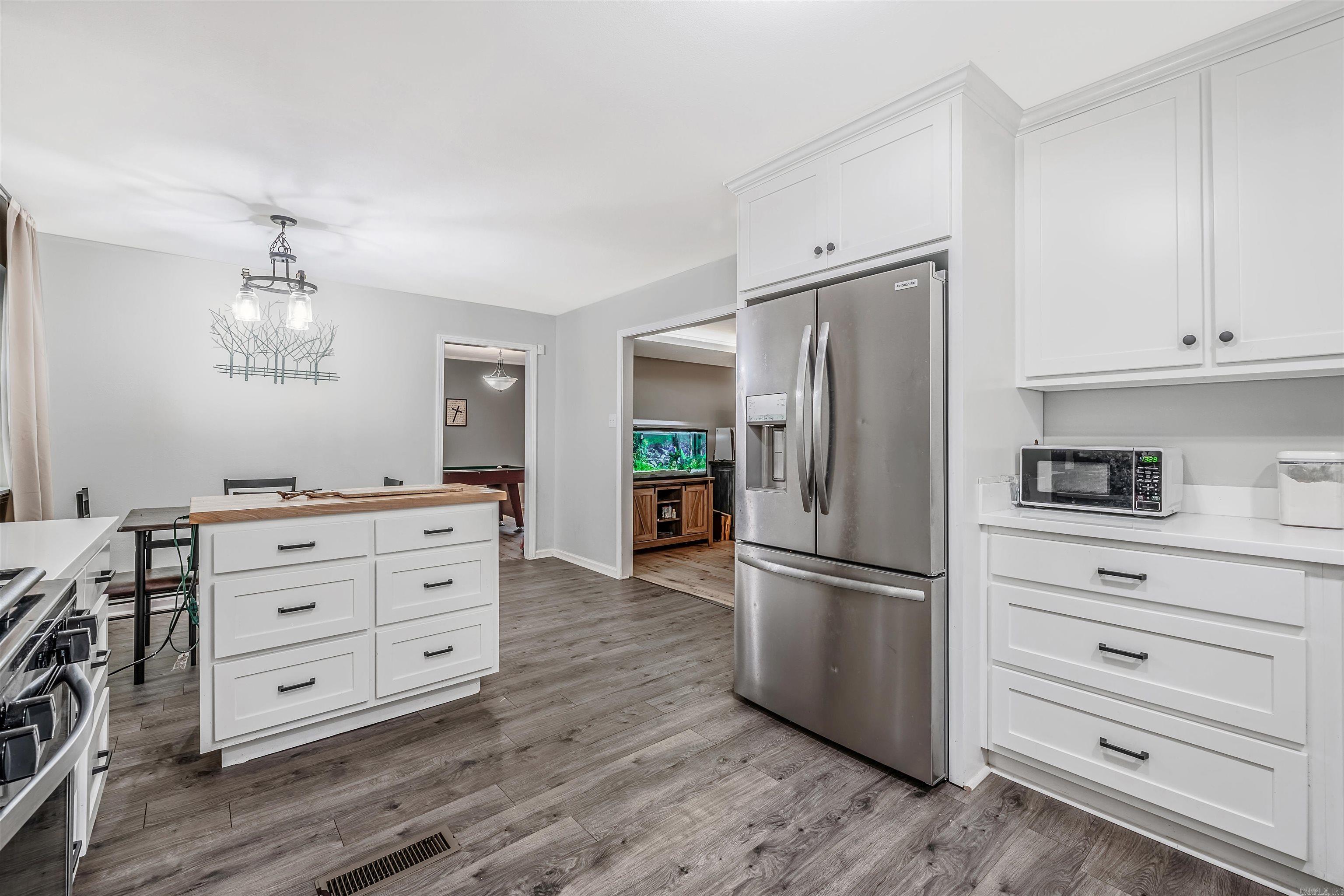 INDIAN HILLS - Residential