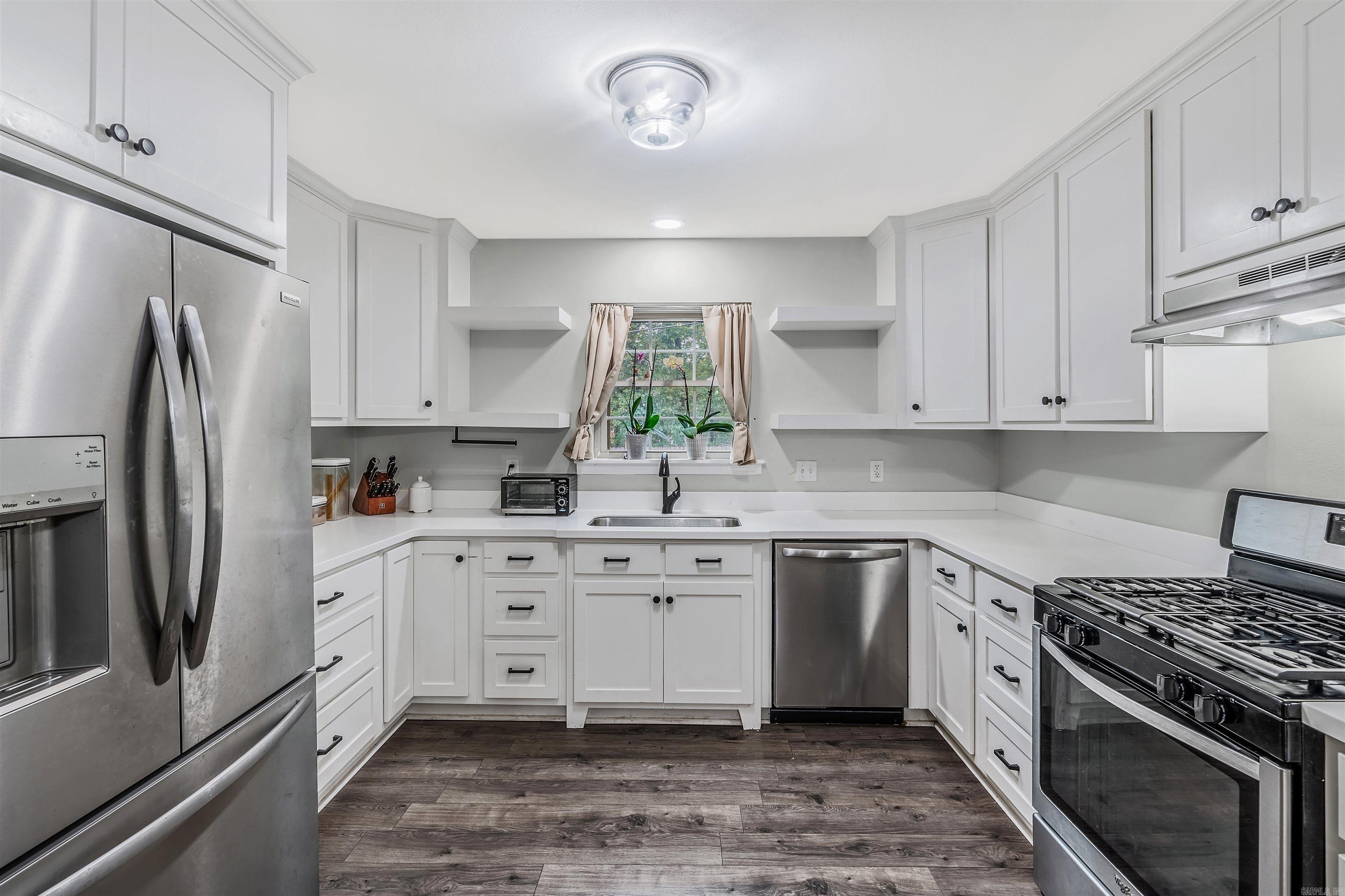 INDIAN HILLS - Residential