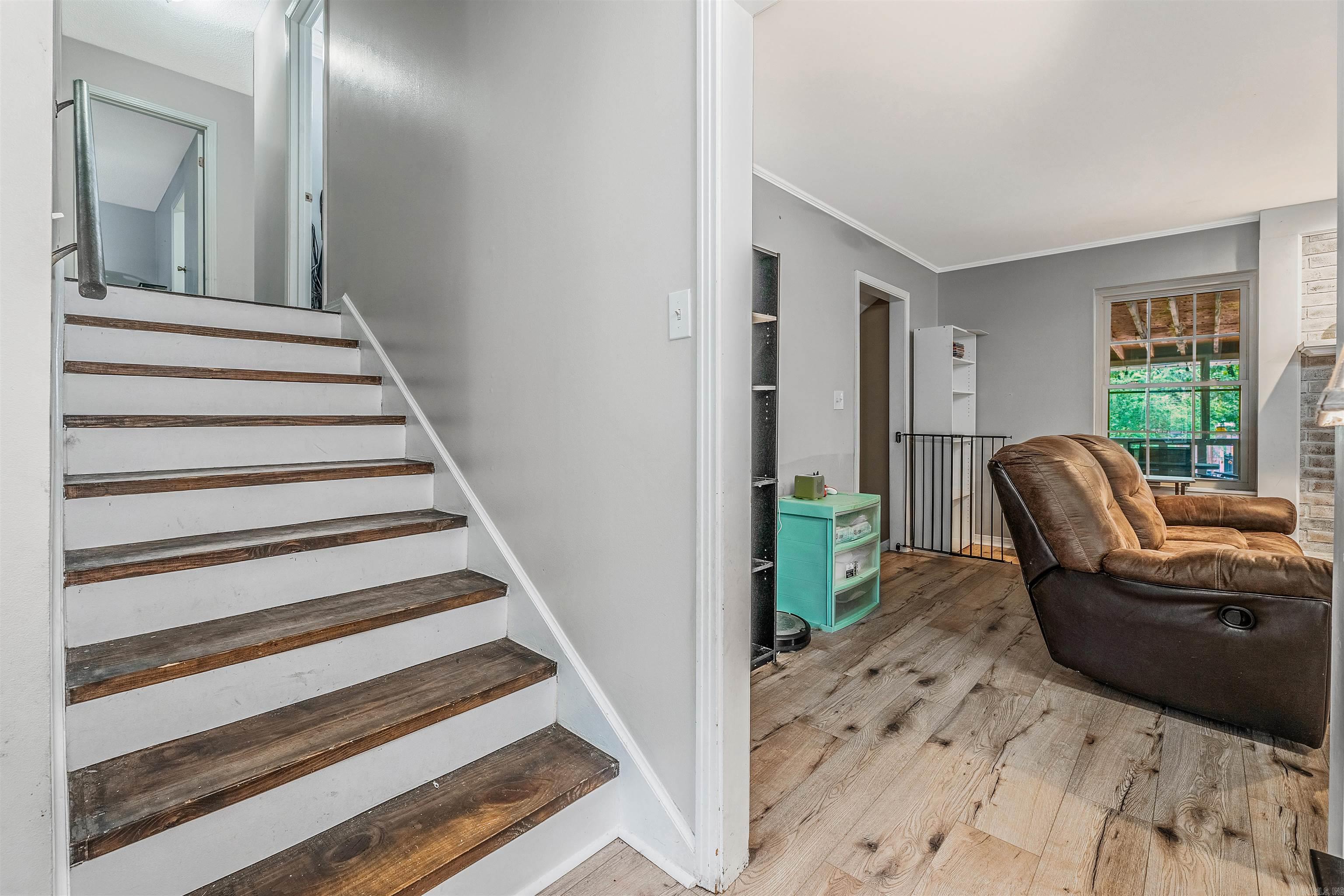 INDIAN HILLS - Residential