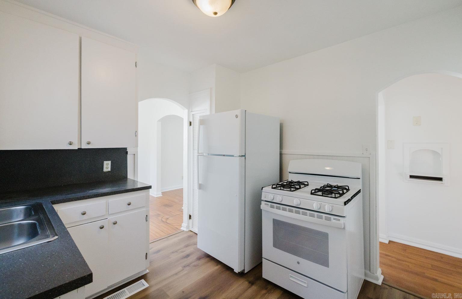 BATMAN SUB OF CHERRY & COX - Residential