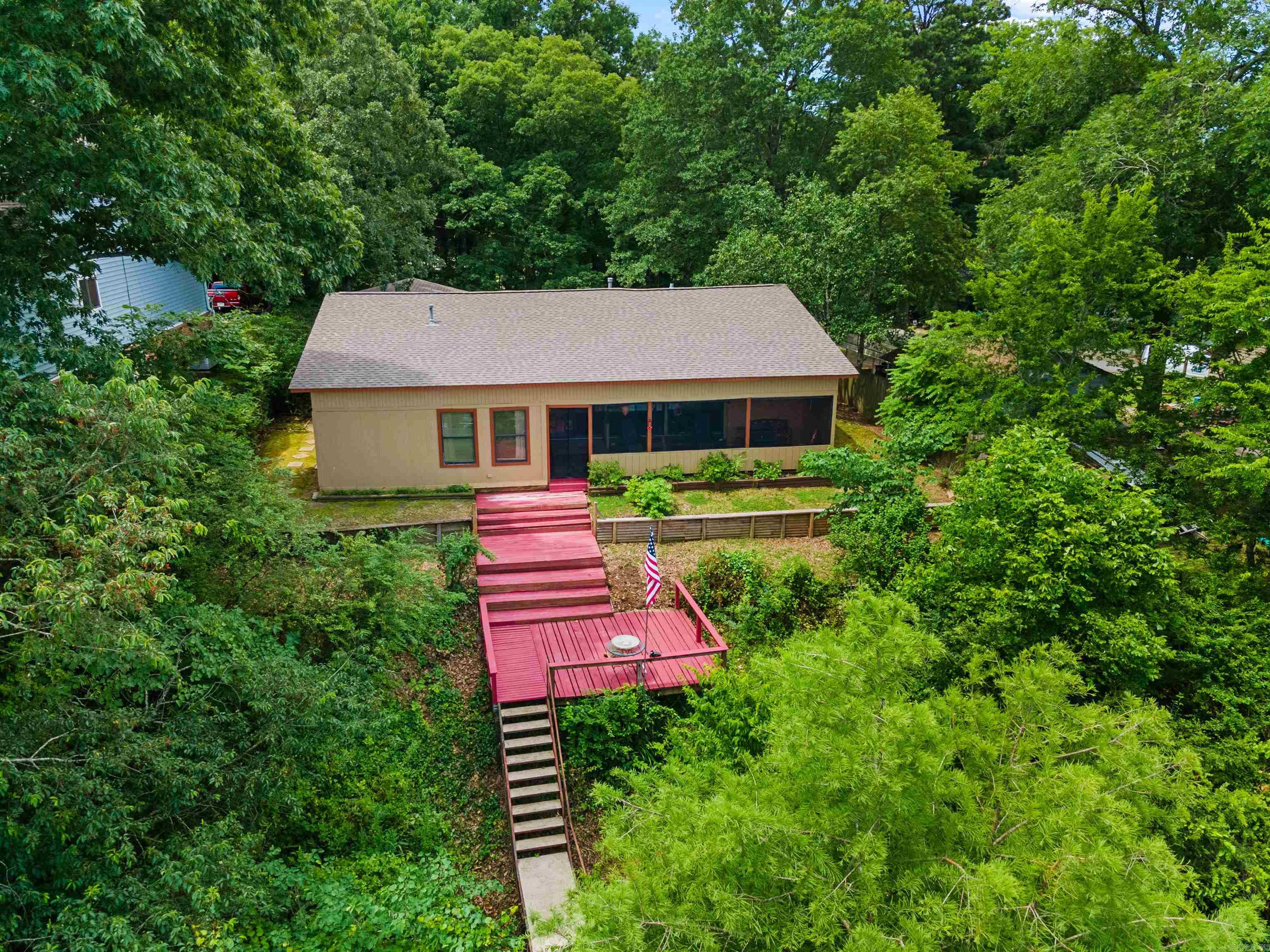 CRAFTONS - Residential