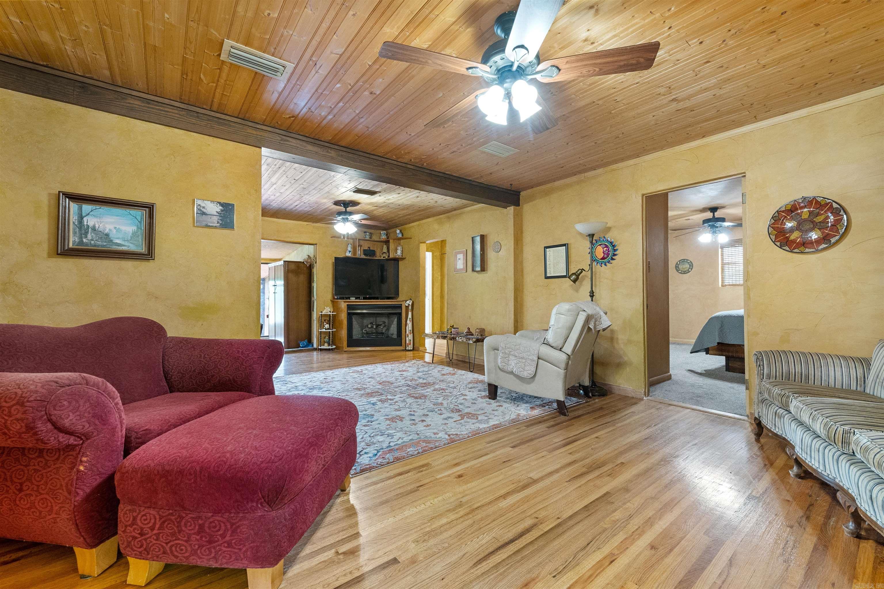 CRAFTONS - Residential