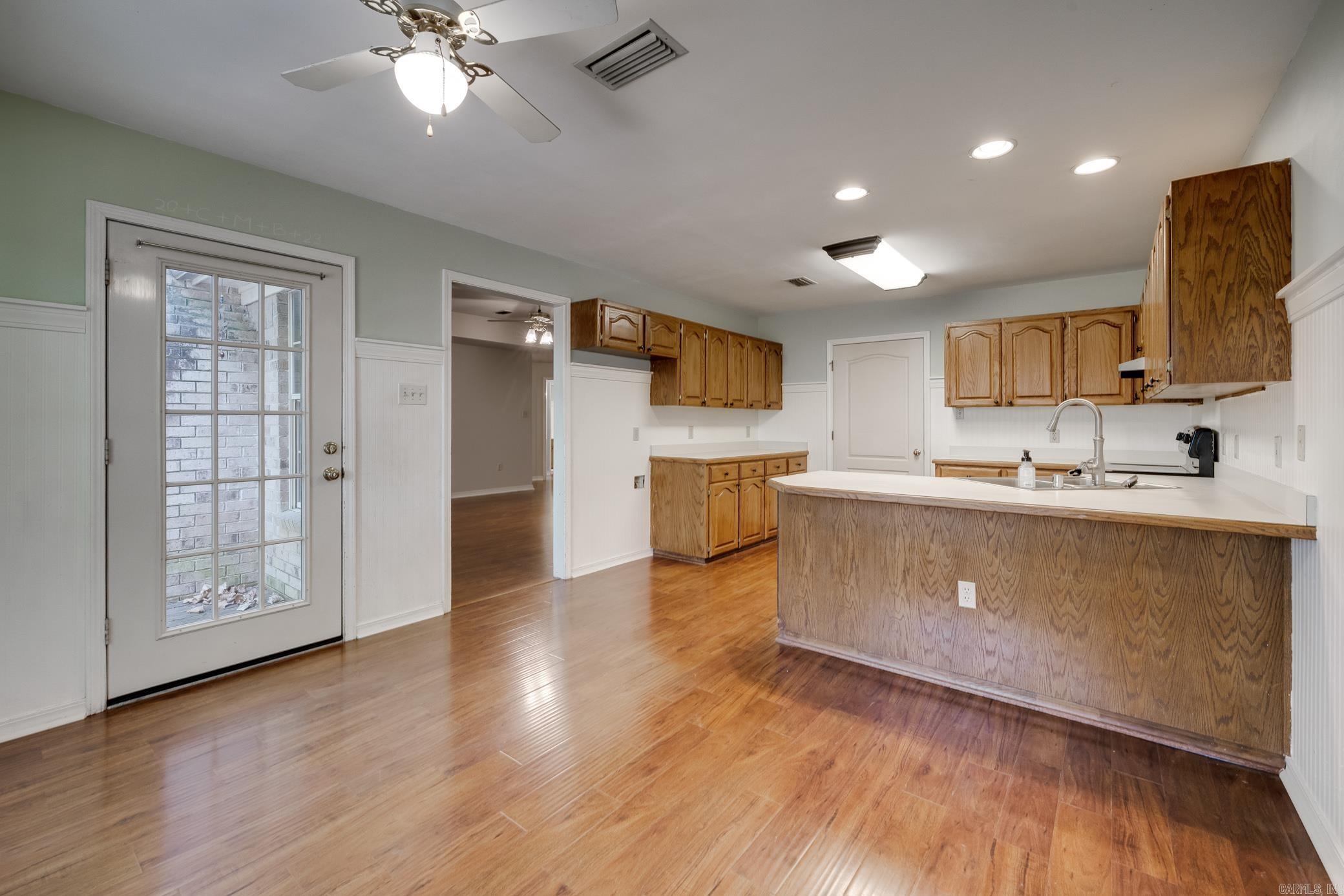 KRYSTAL KREEK - Residential