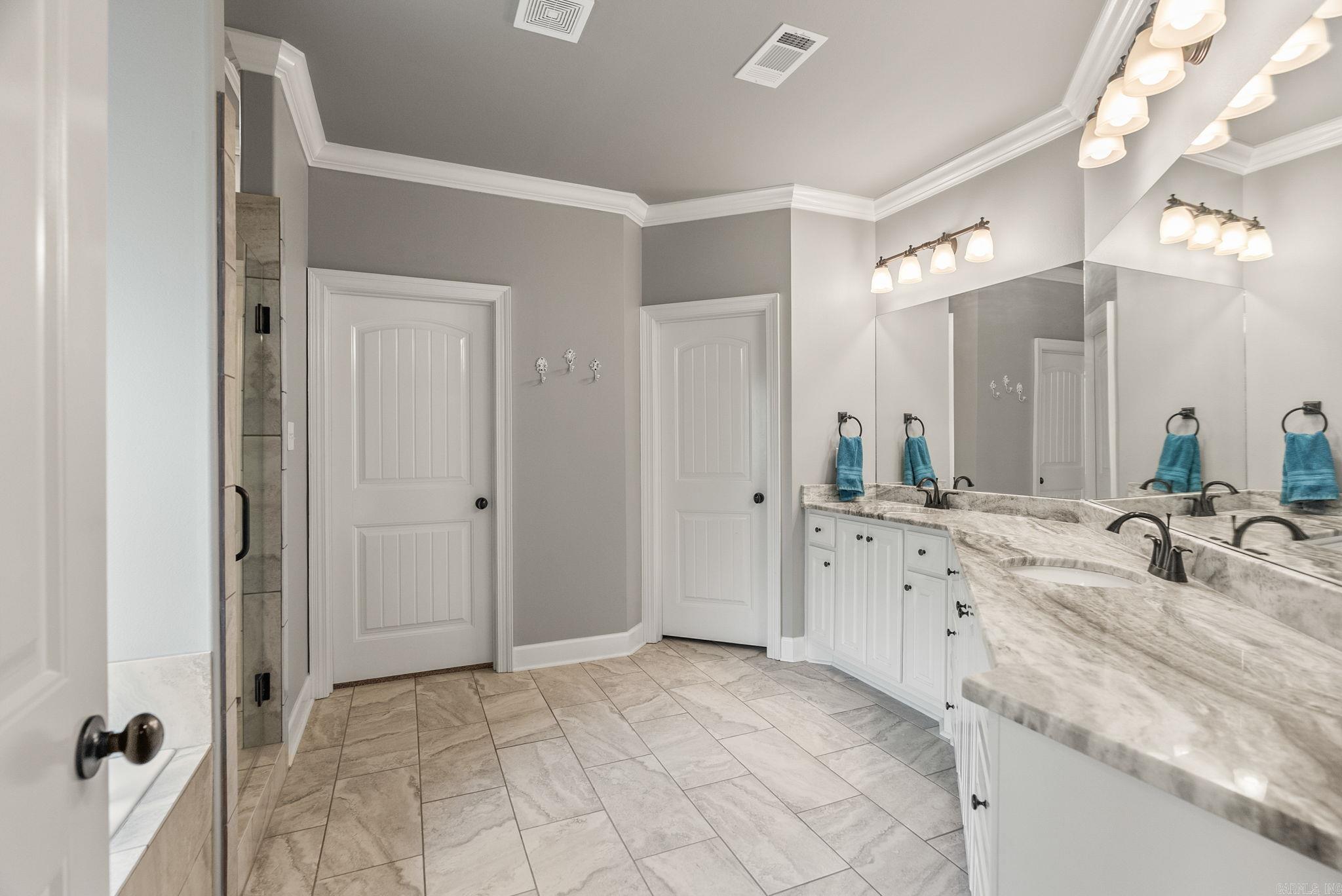 WESTCLIFFE - Residential