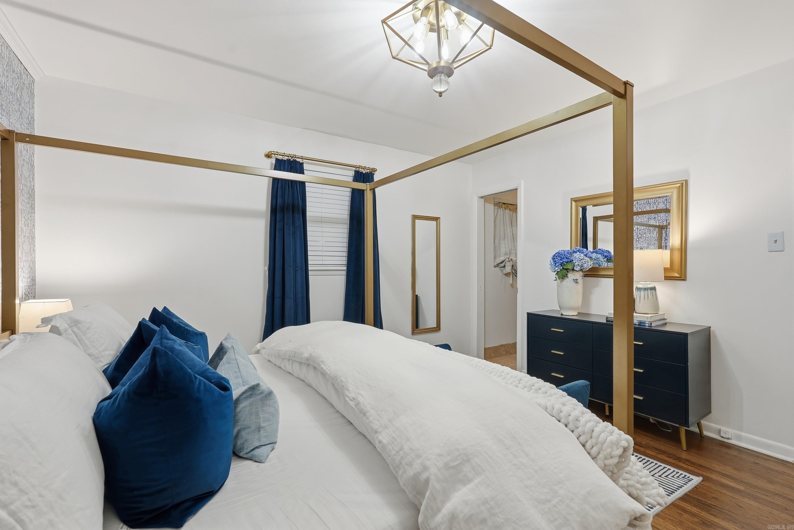 PARK HILL - Residential